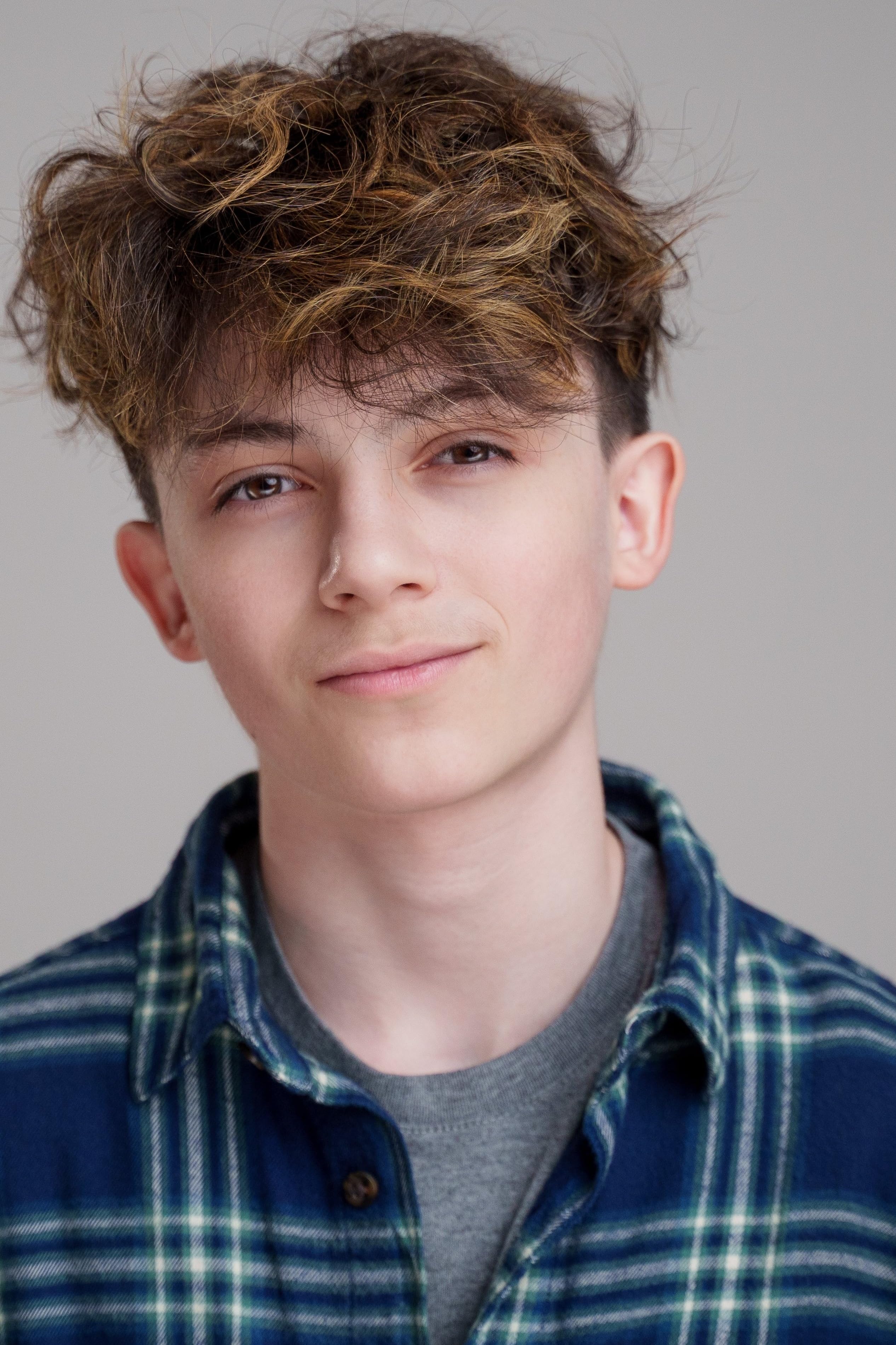 actor Sam Duncan large photo