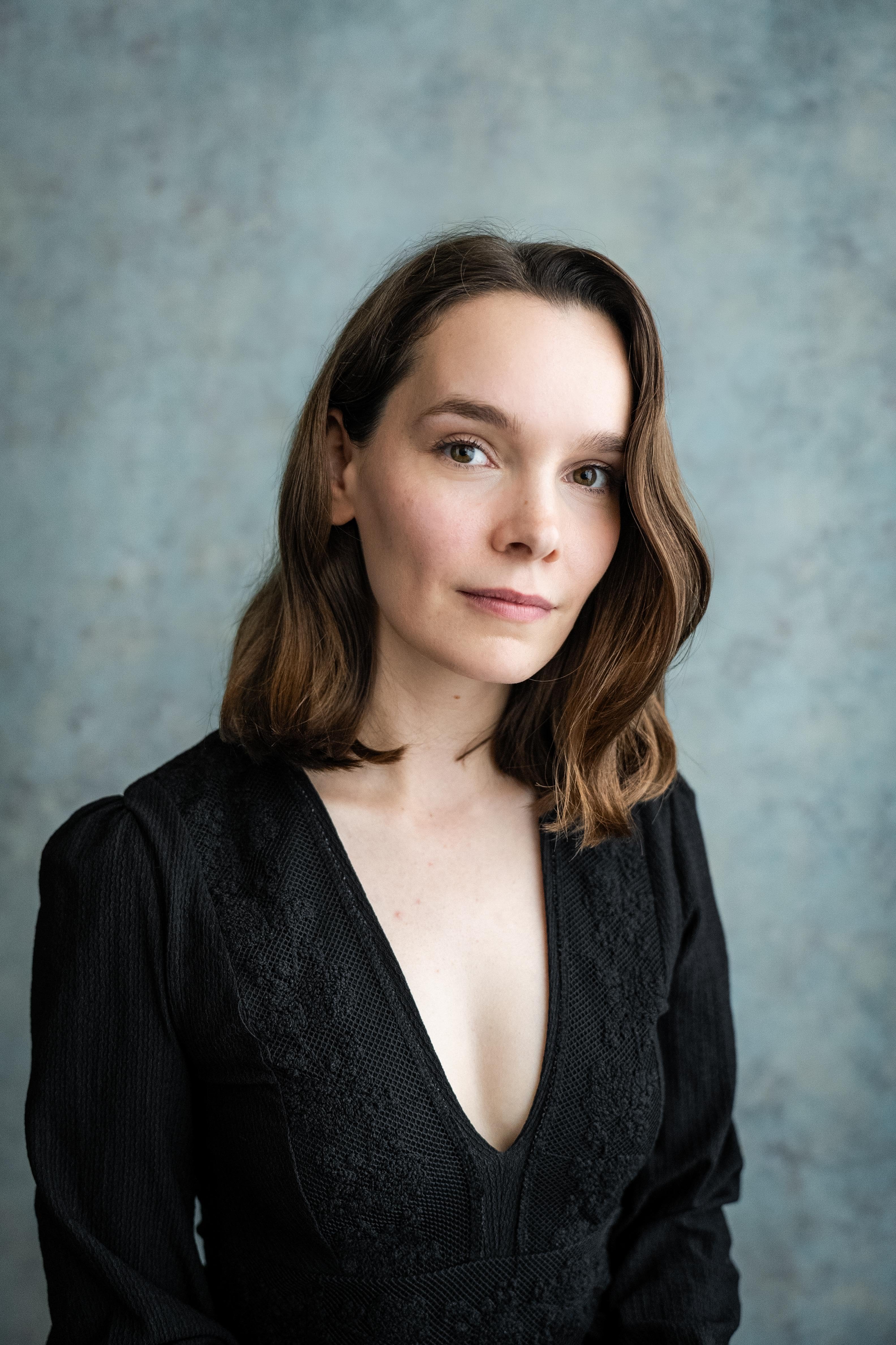 actor Carys Bowkett large photo