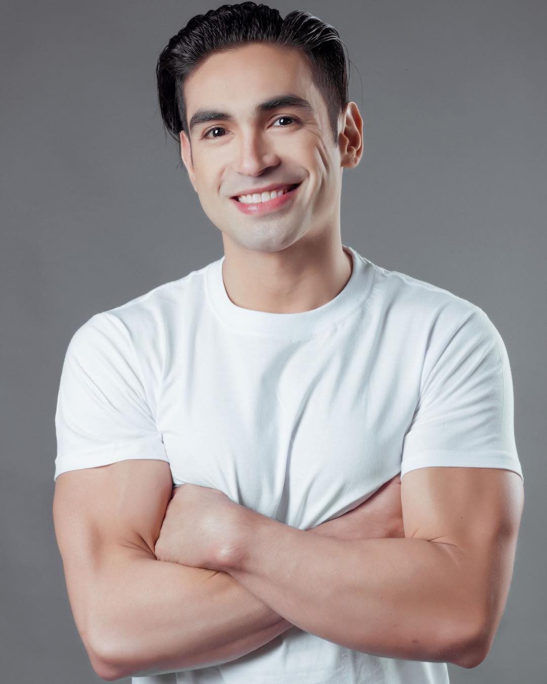 actor Carlos Agassi large photo