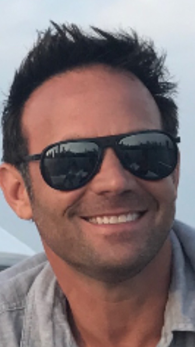 actor Scott Silver large photo