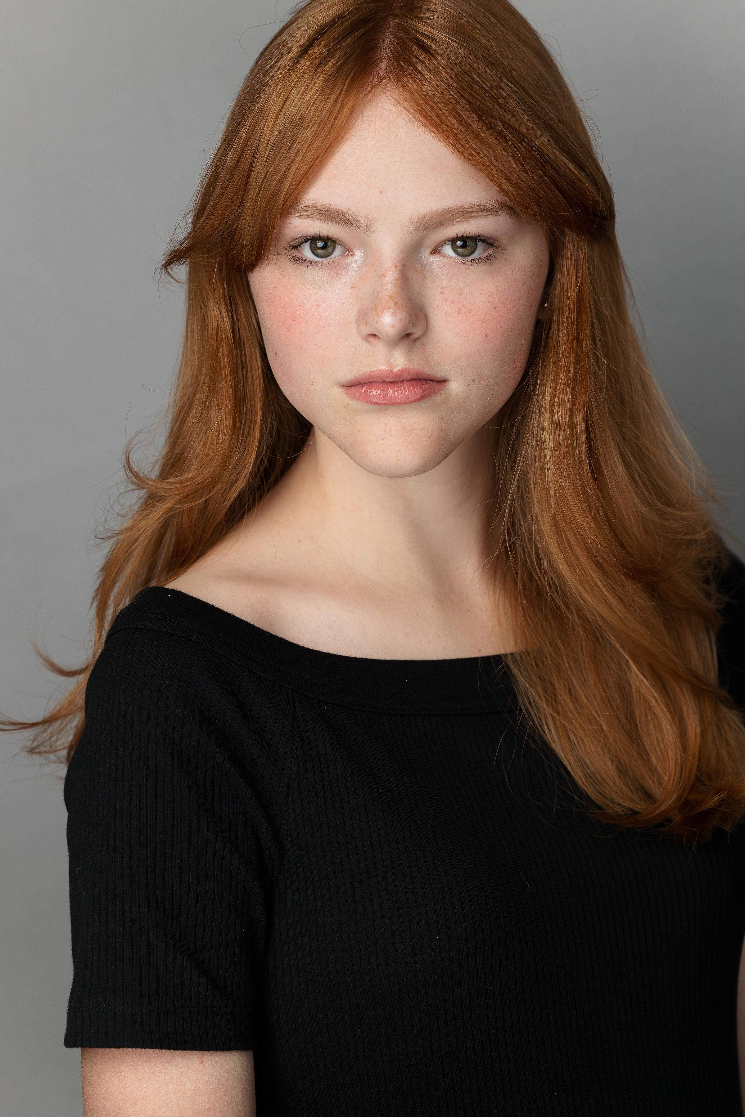 actor Heather Strickland large photo