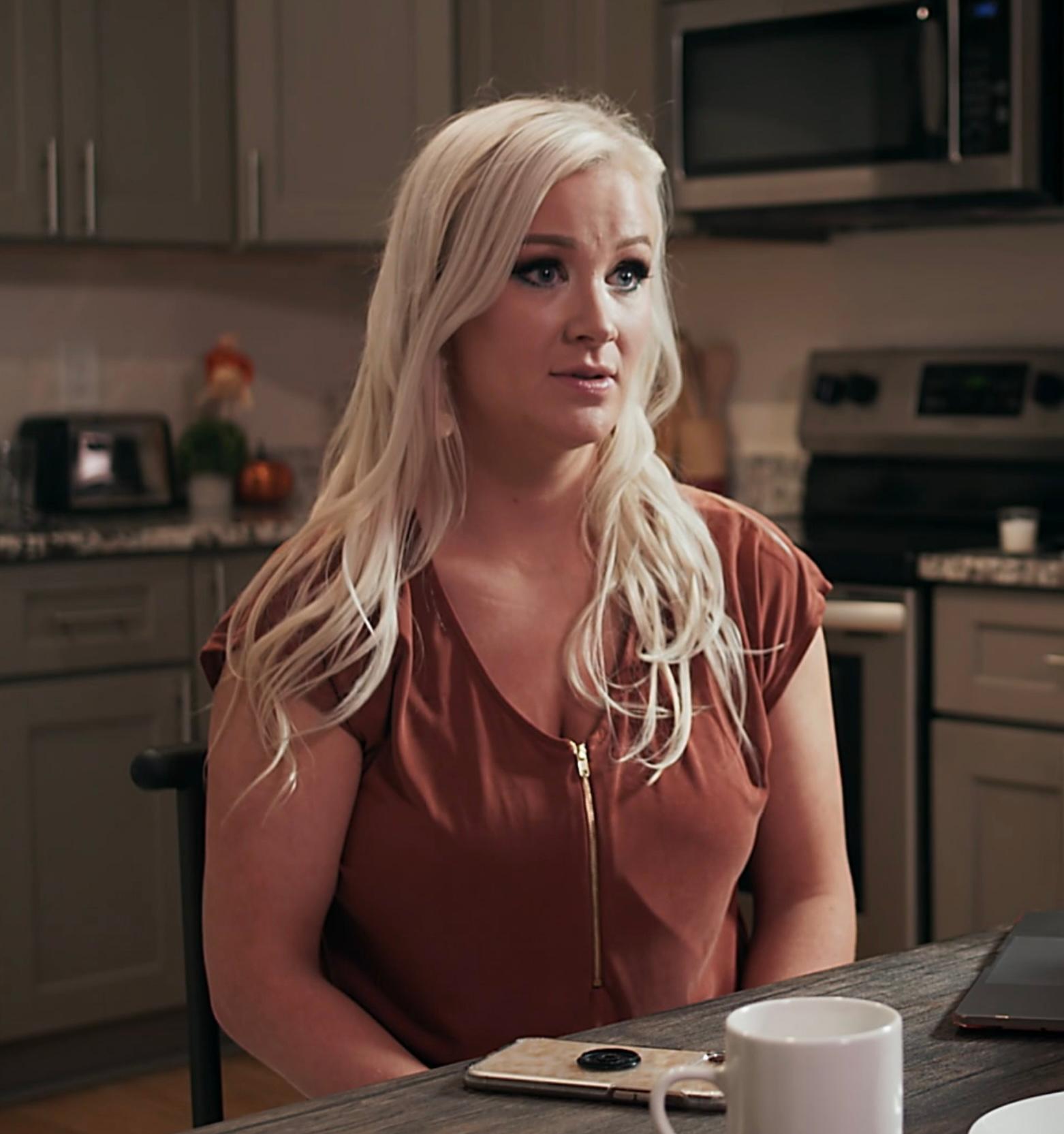 actor Riley Lively large photo