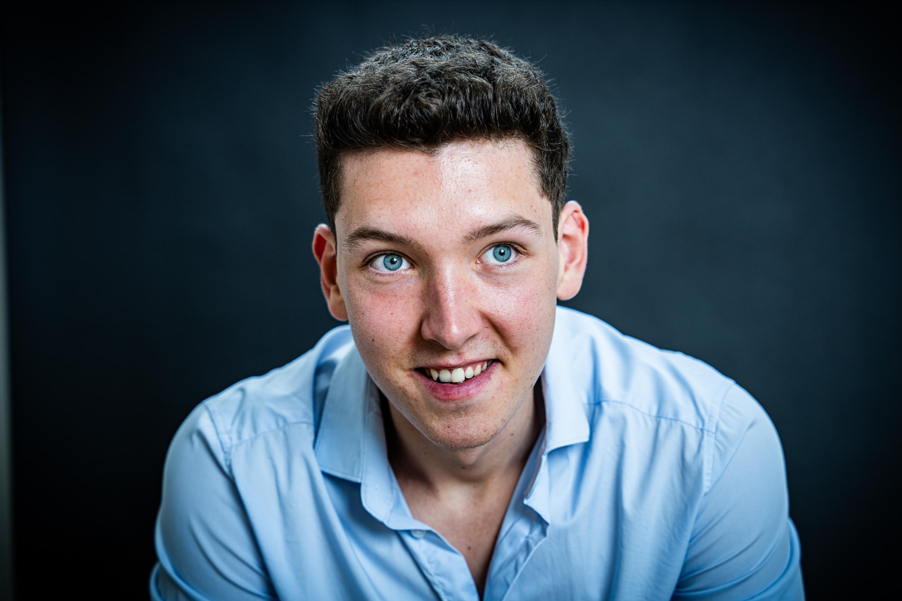 actor Thomas Momcinovic large photo