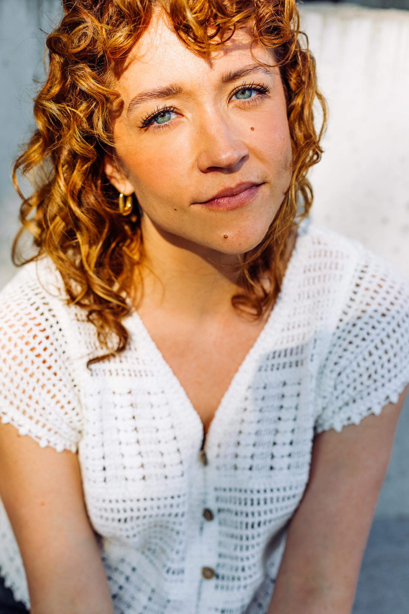 actor Nicole Weber large photo