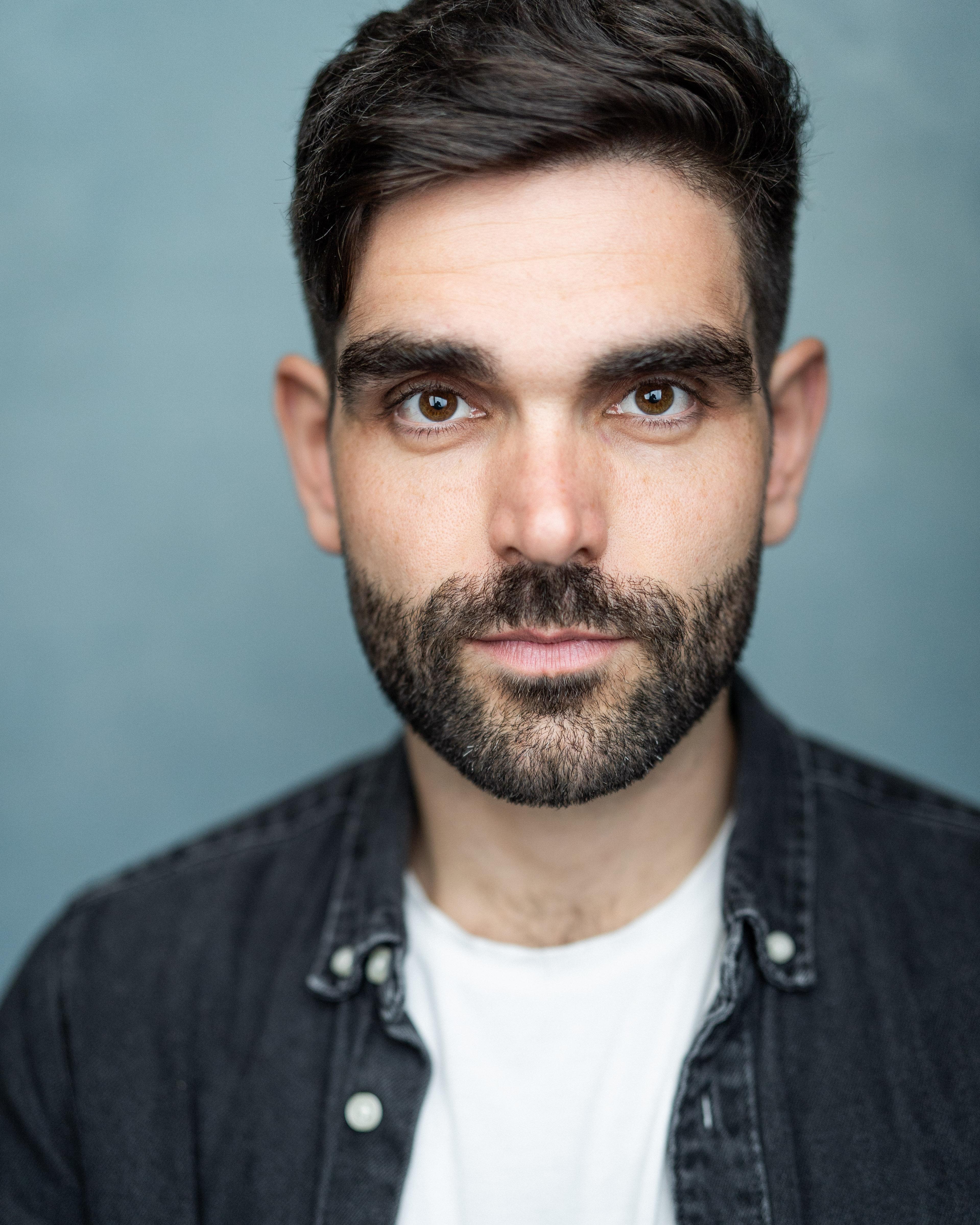 actor Sam Swann large photo