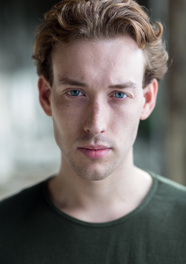 actor Luke Cavendish large photo