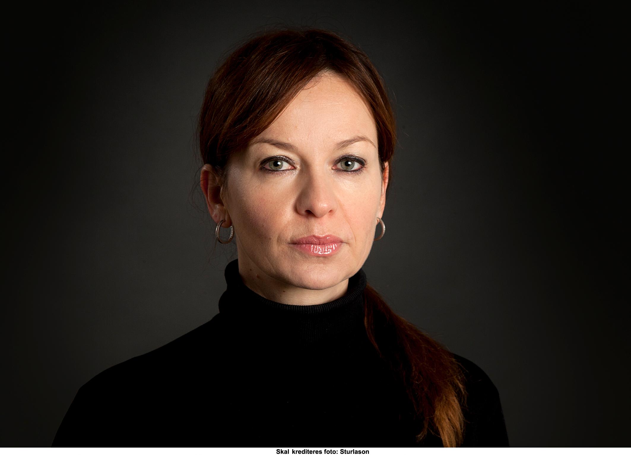 actor Monica Csango large photo