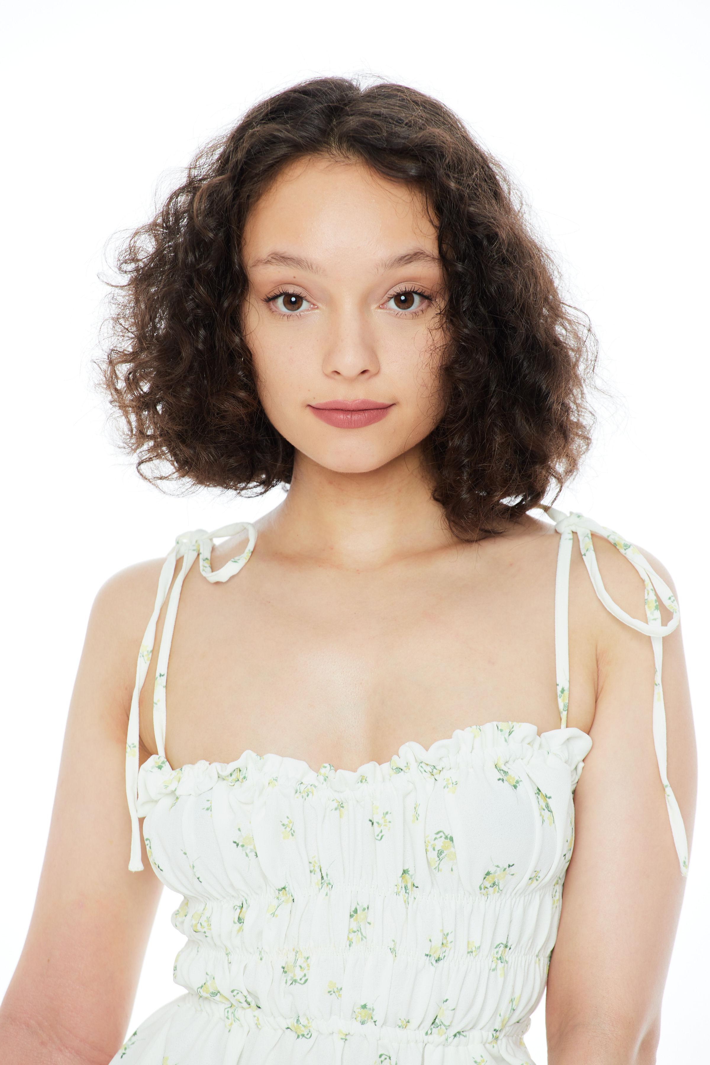 actor Kayla Maisonet large photo