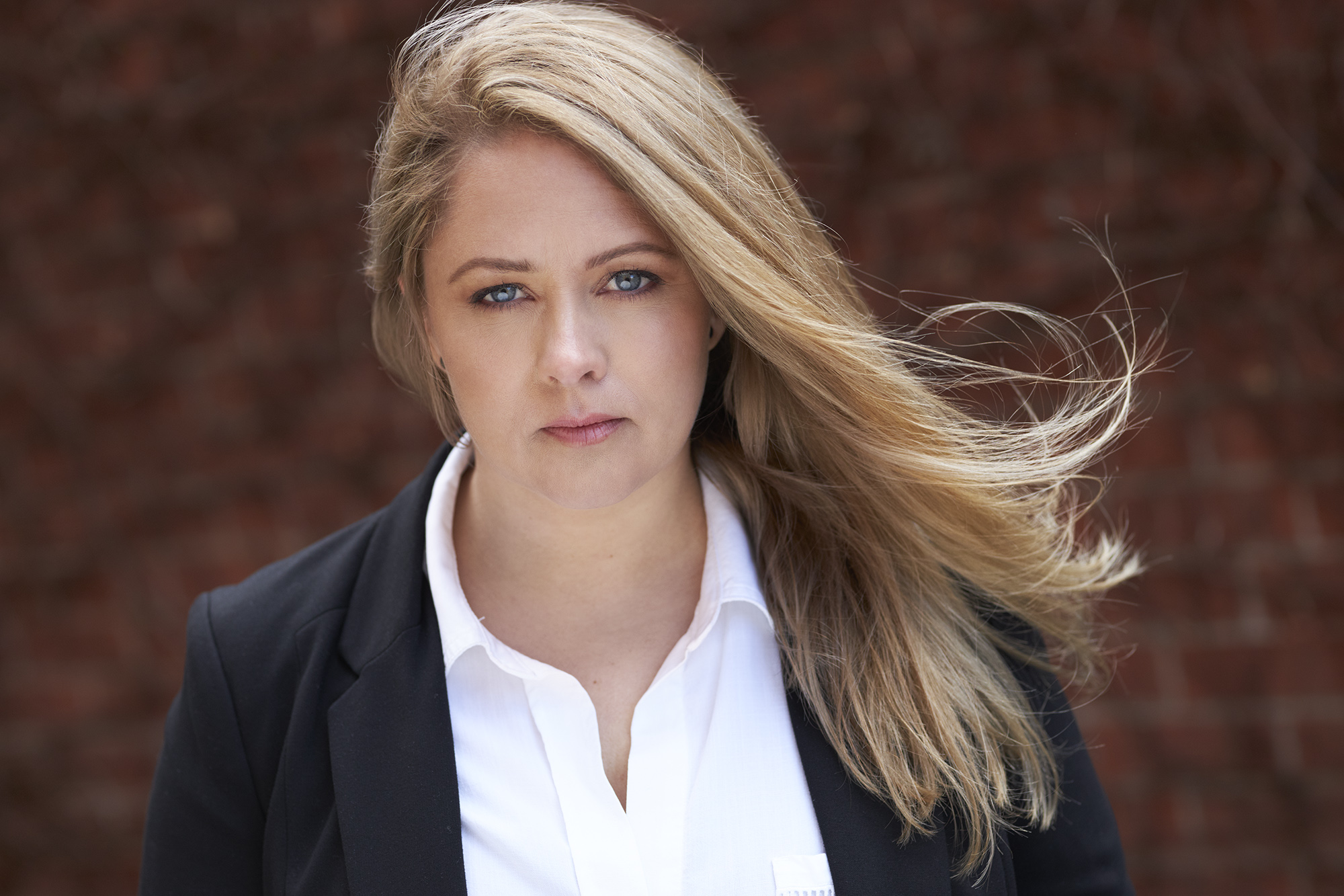 actor Brooke Aust large photo