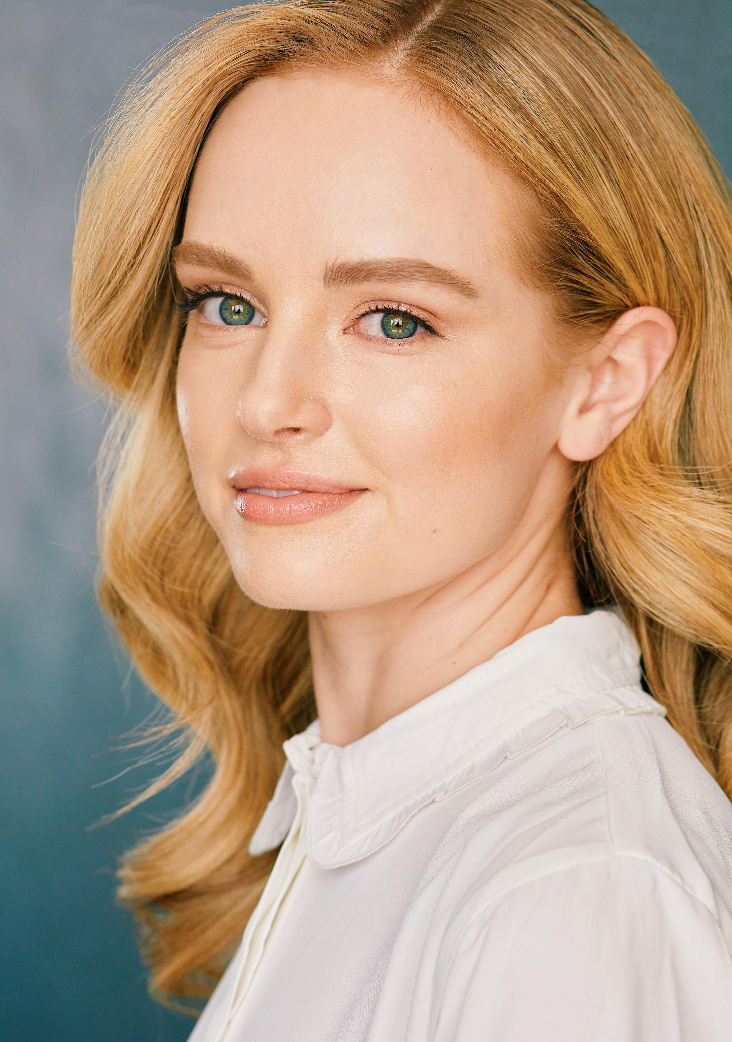 actor Cambrey Watson large photo