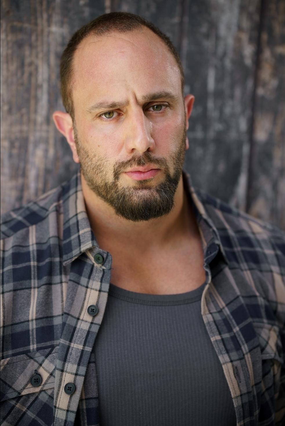 actor Mark Cometti large photo