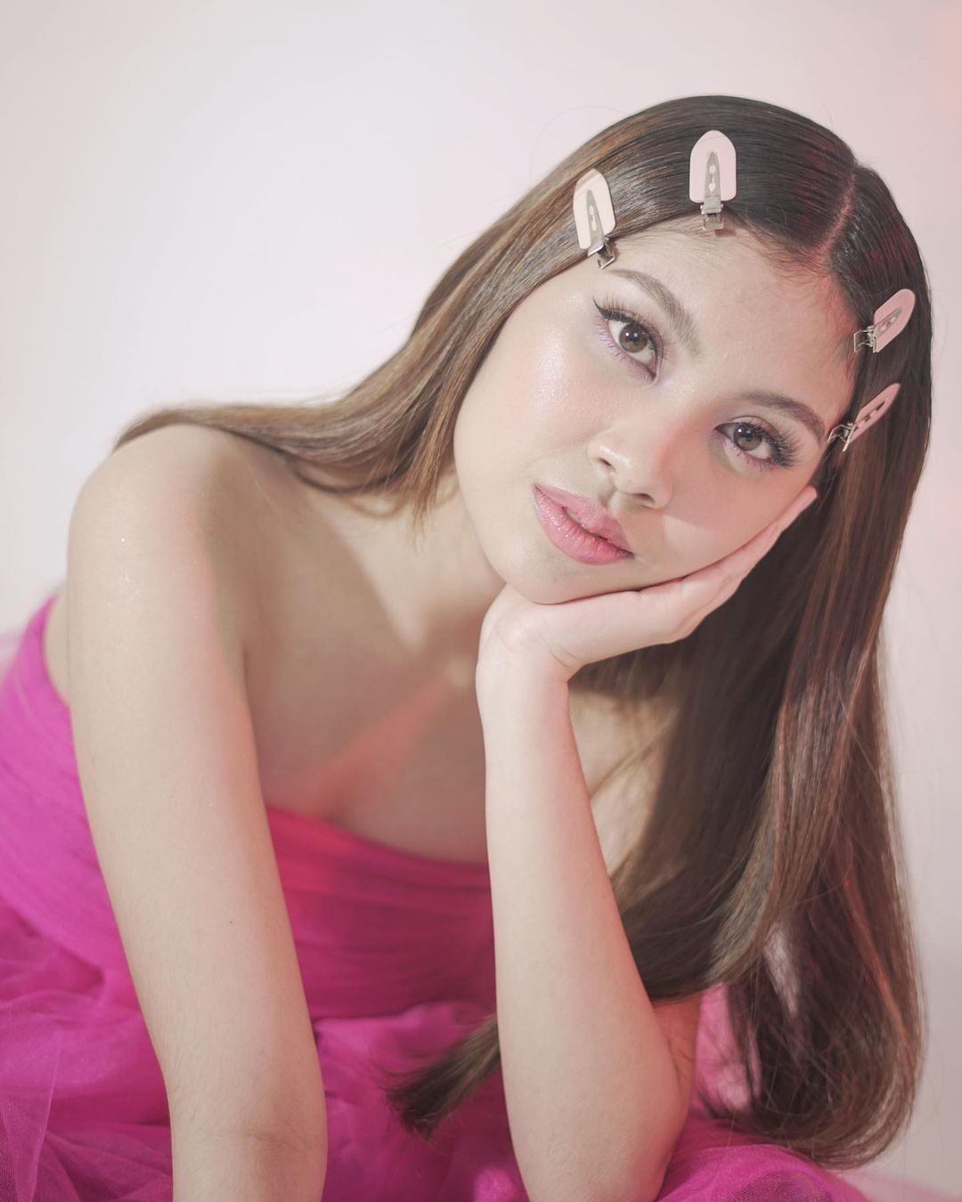 actor Mika Pajares large photo