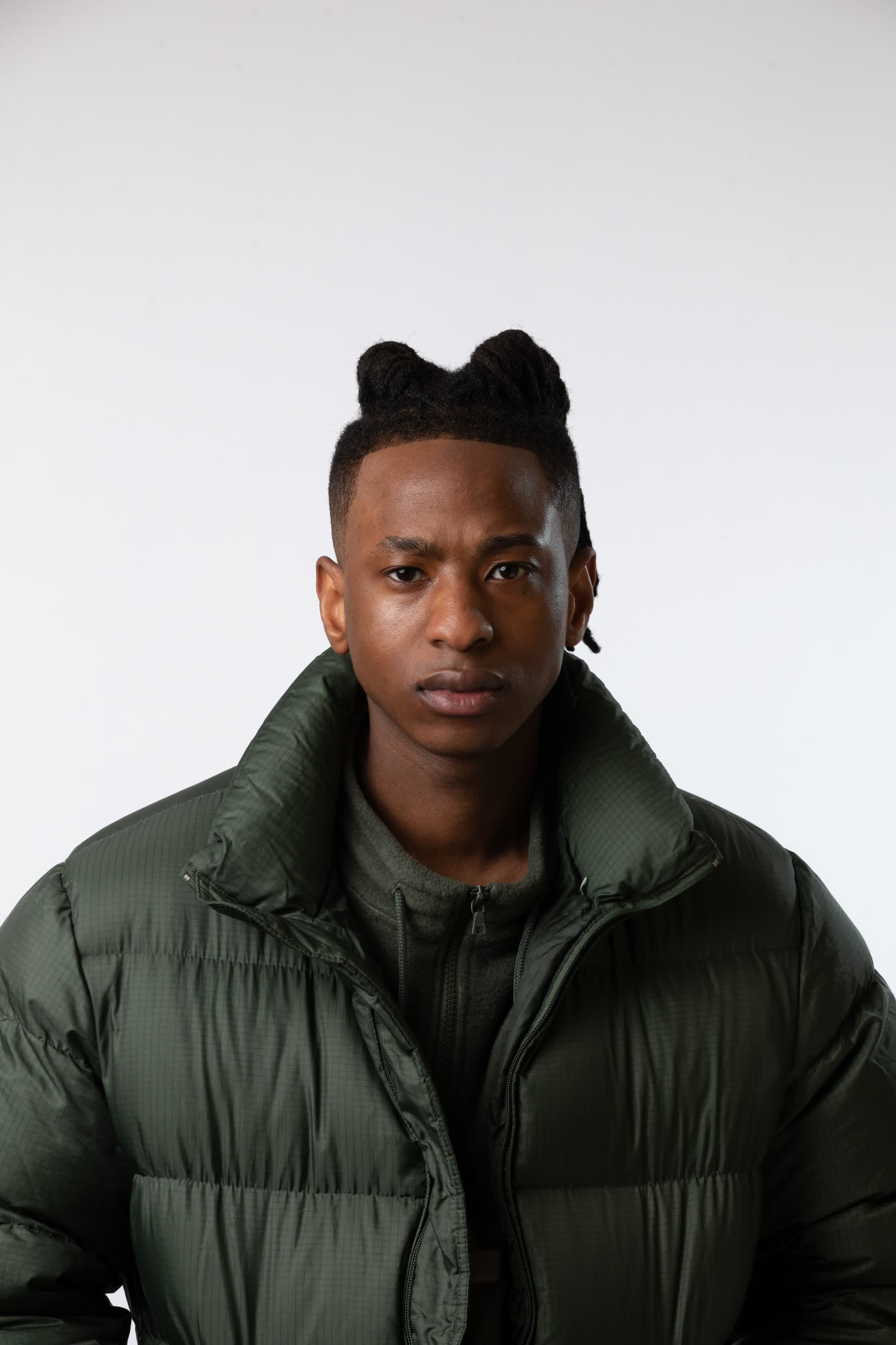 actor Abby 6ix large photo