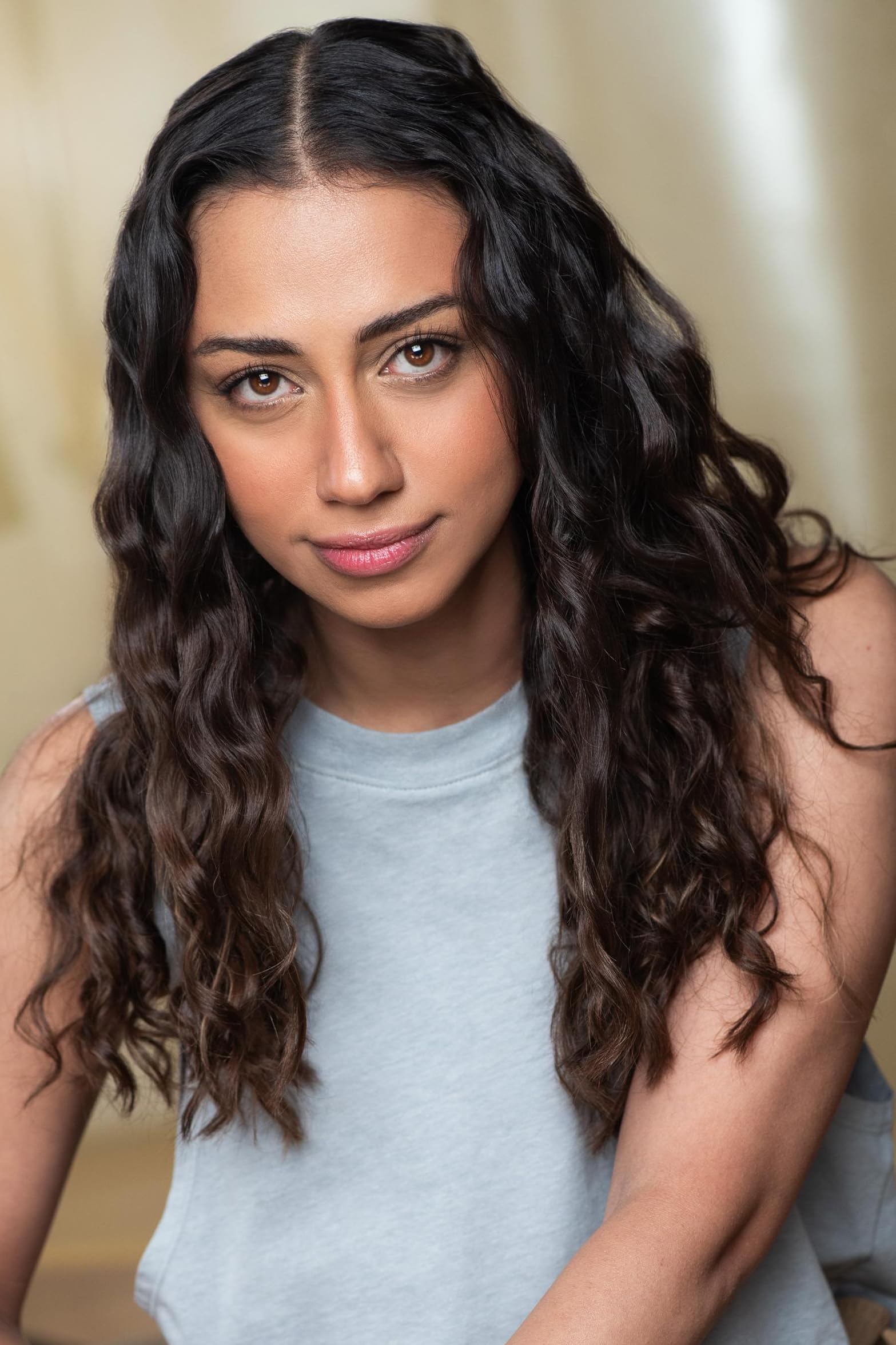 actor Nadin Rizk large photo