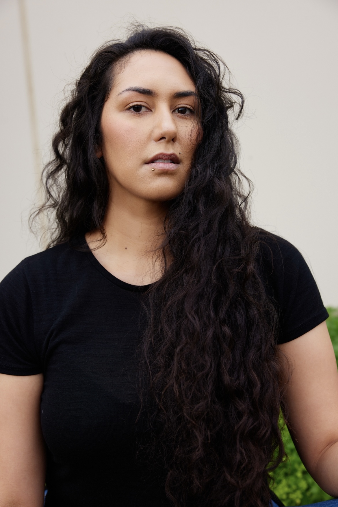 actor Luana Pohe large photo