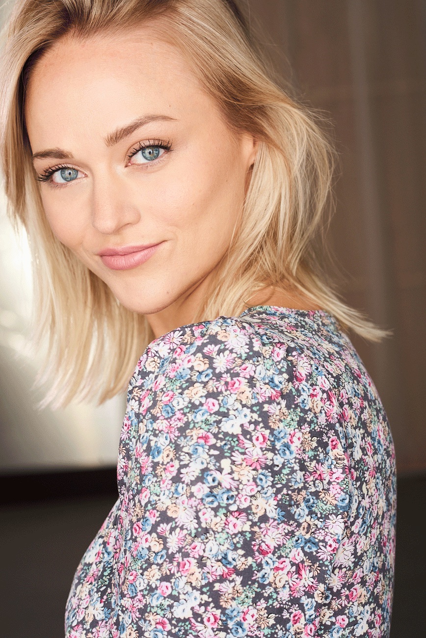 actor Kyla Burke large photo