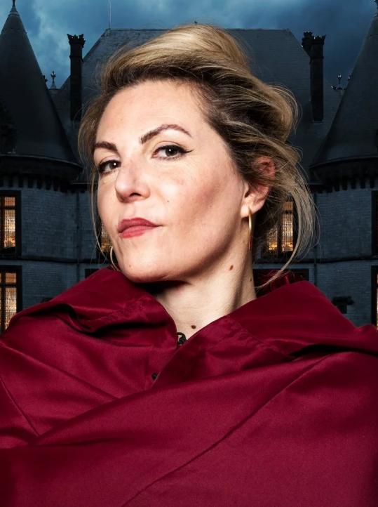 actor Anne-Elisabeth Blateau large photo