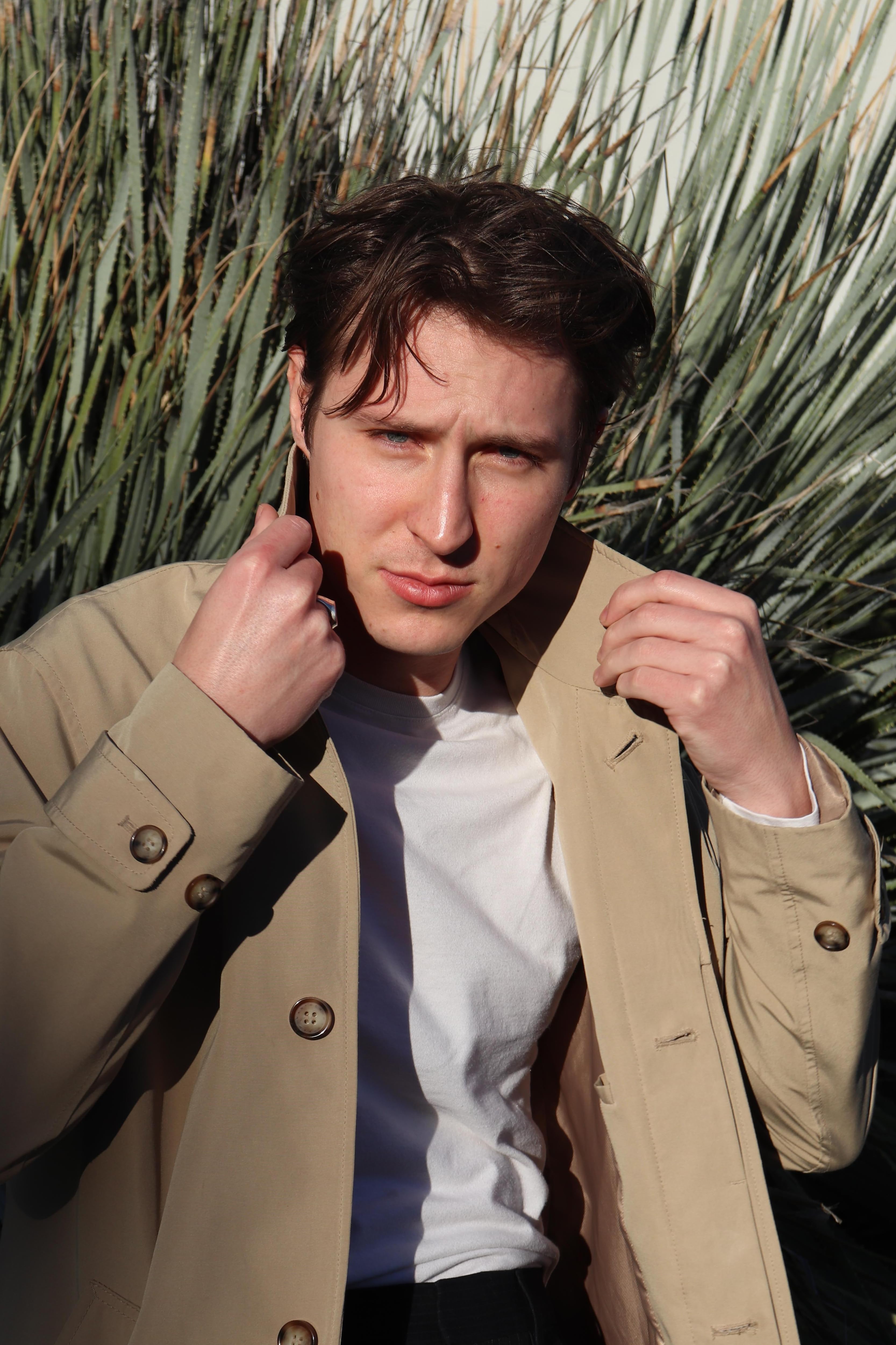 actor Tanner Hake large photo