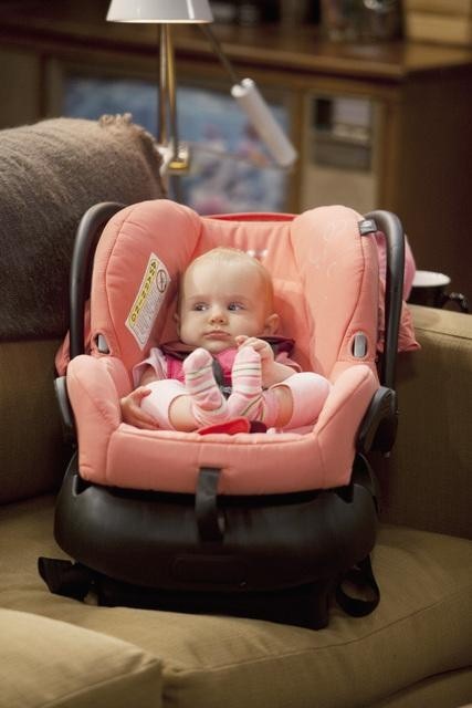 actor Ali Louise Hartman large photo