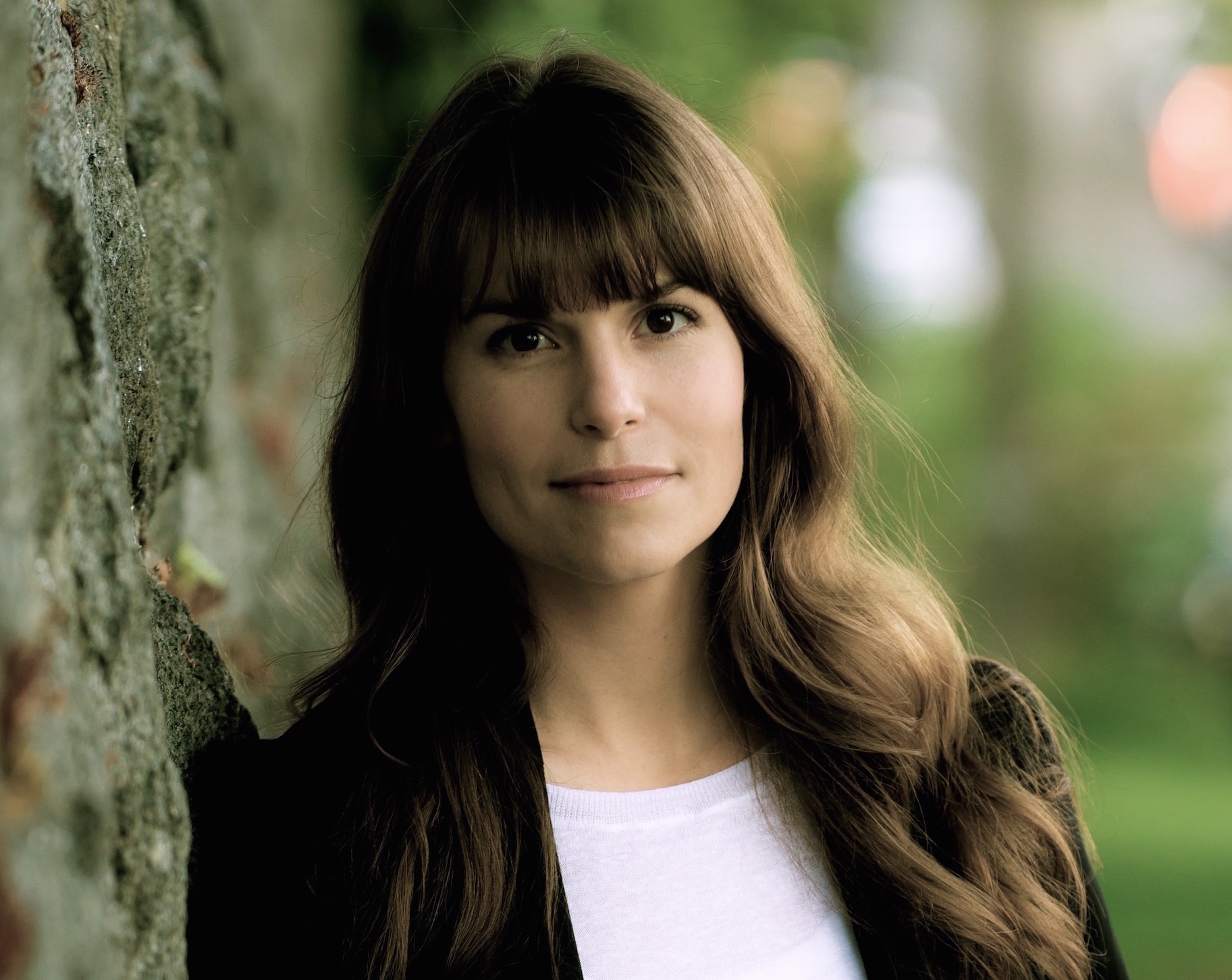 actor Rosalie Miller large photo