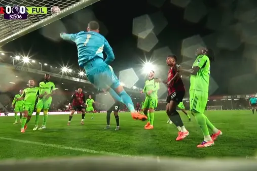 [Highlights] Leno's punch in the box falls short, Evanierson's diving follow-up shot goes wide