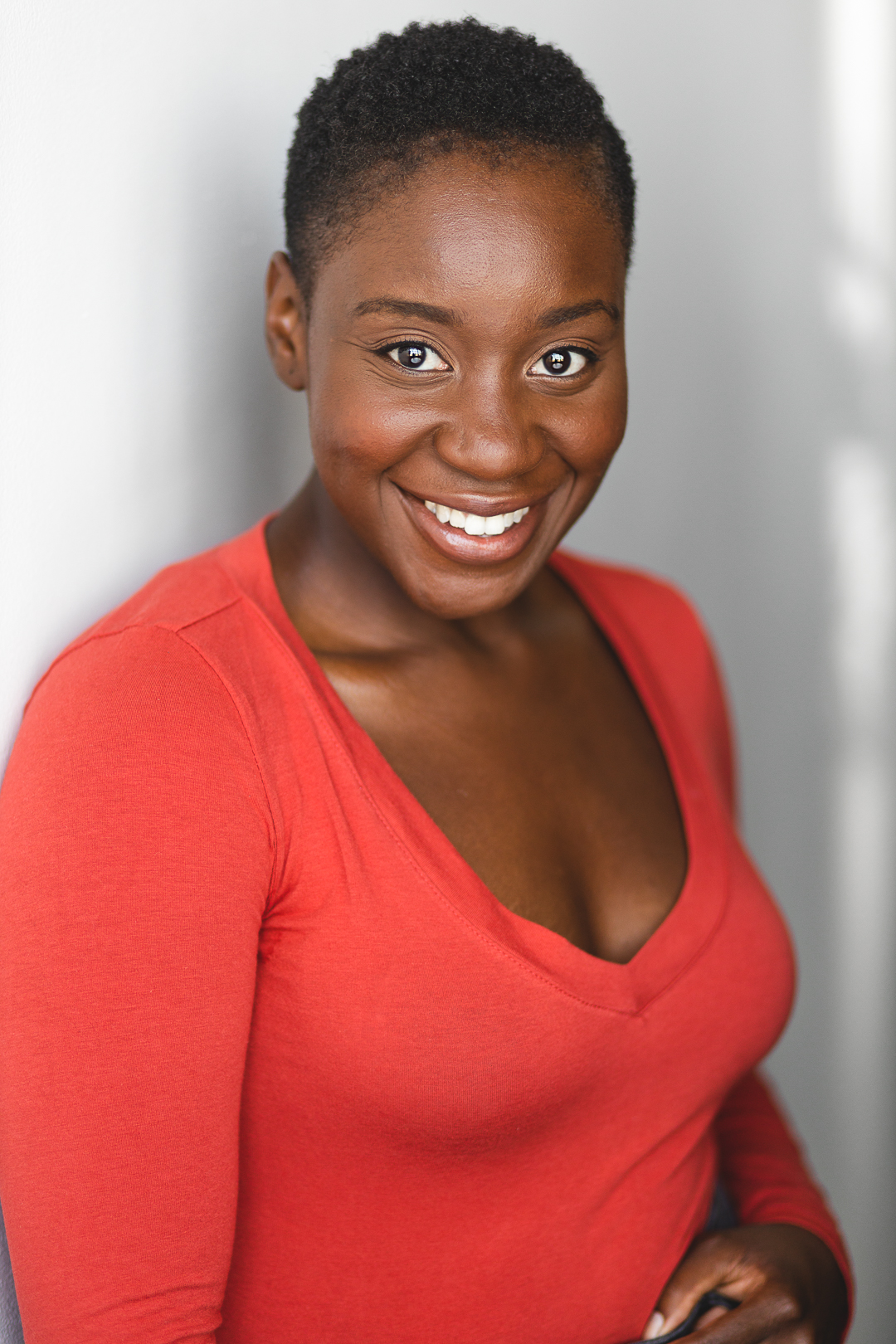 actor Liz Adjei large photo