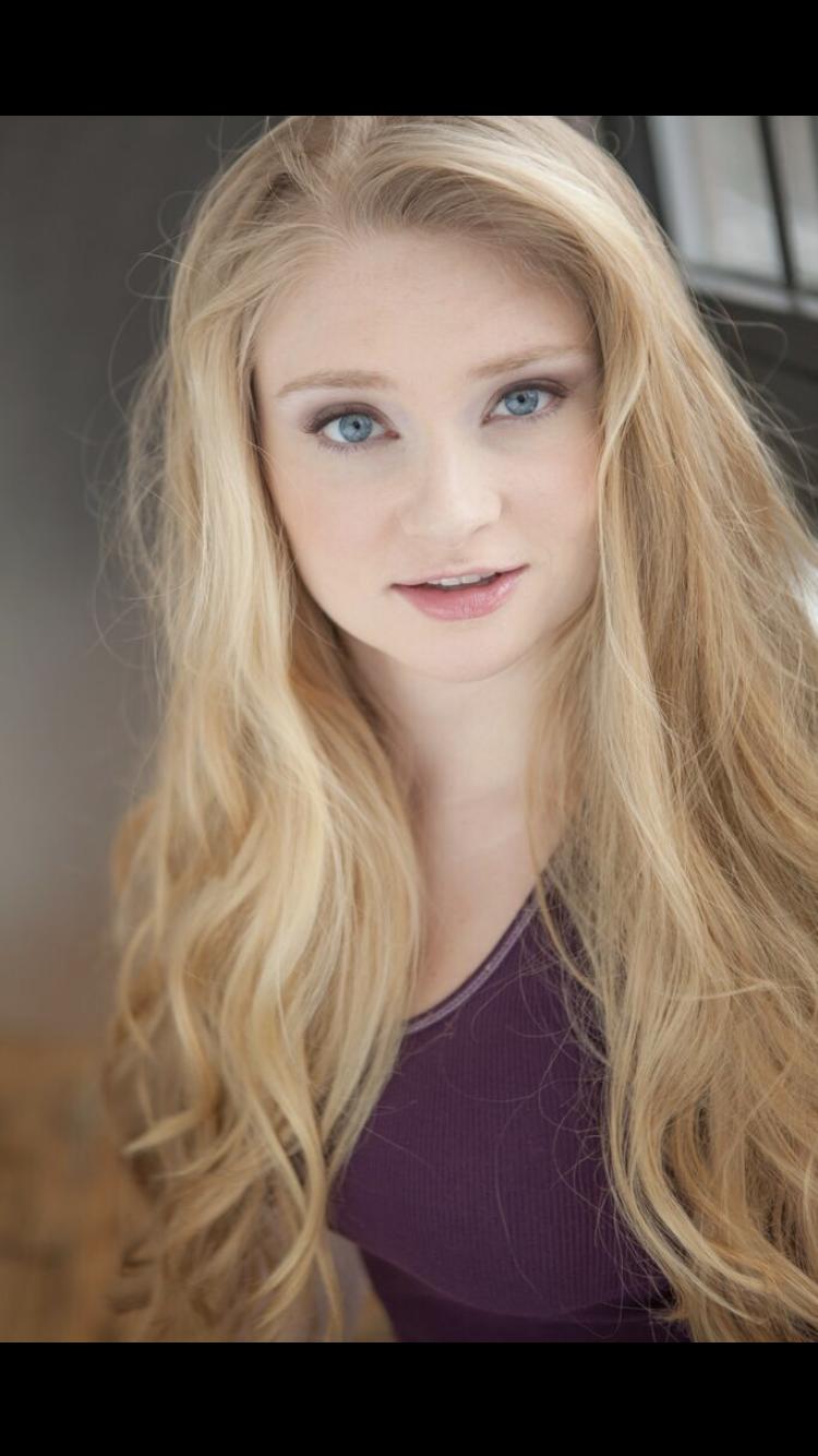 actor Erica Seelig large photo