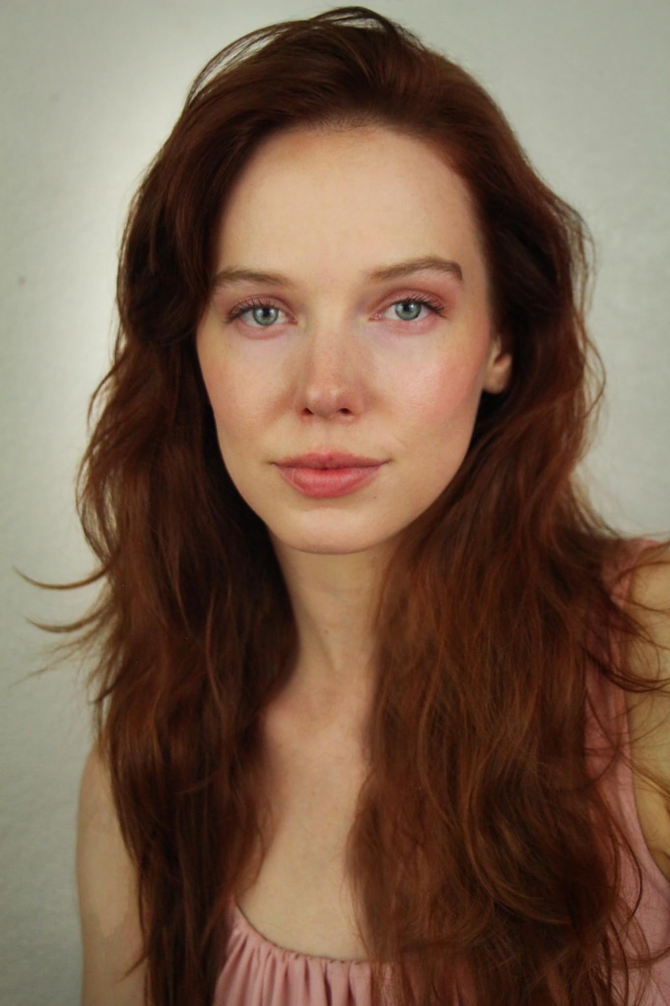 actor Leota Rhodes large photo