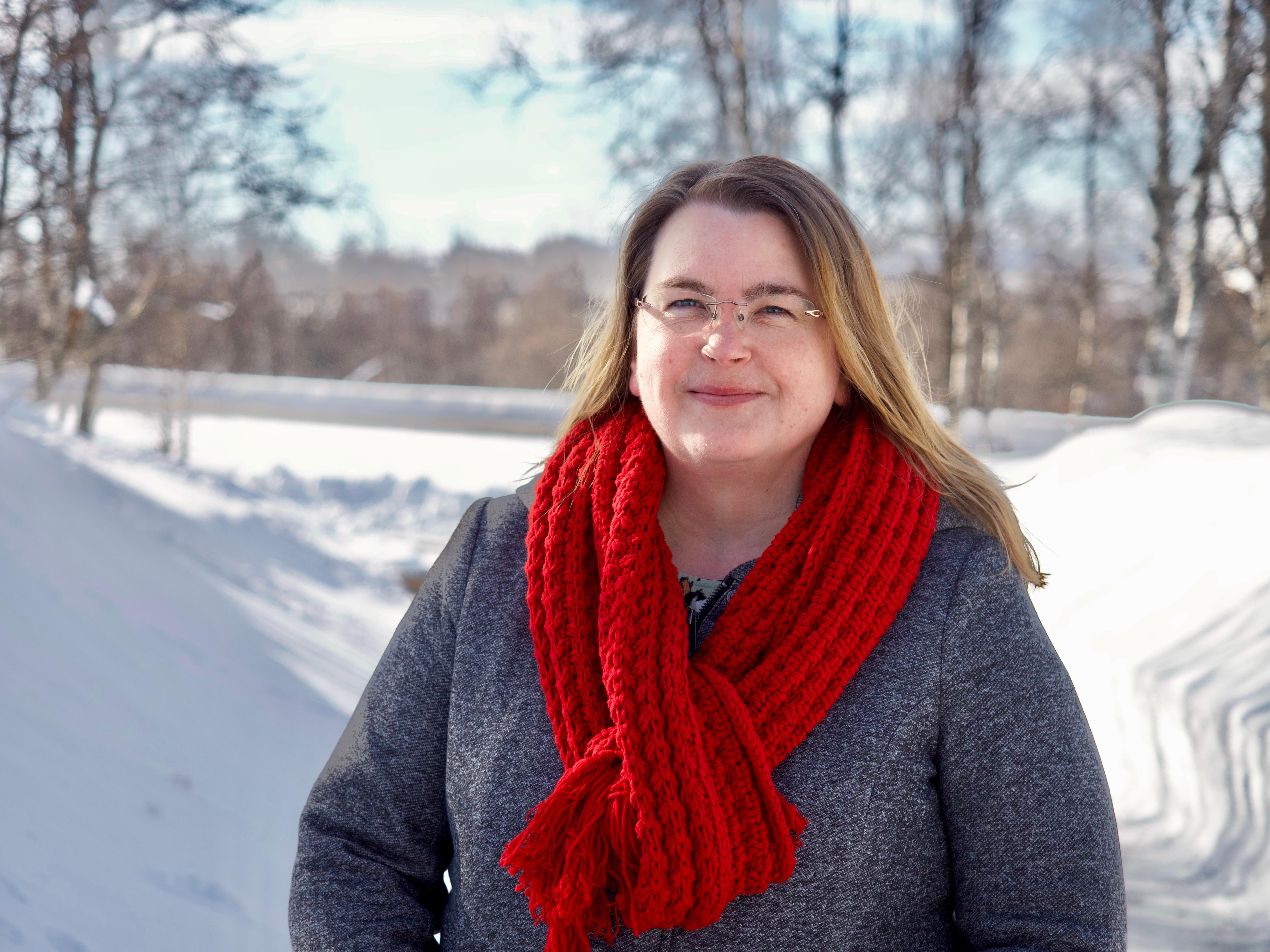 actor Louise Johansson large photo