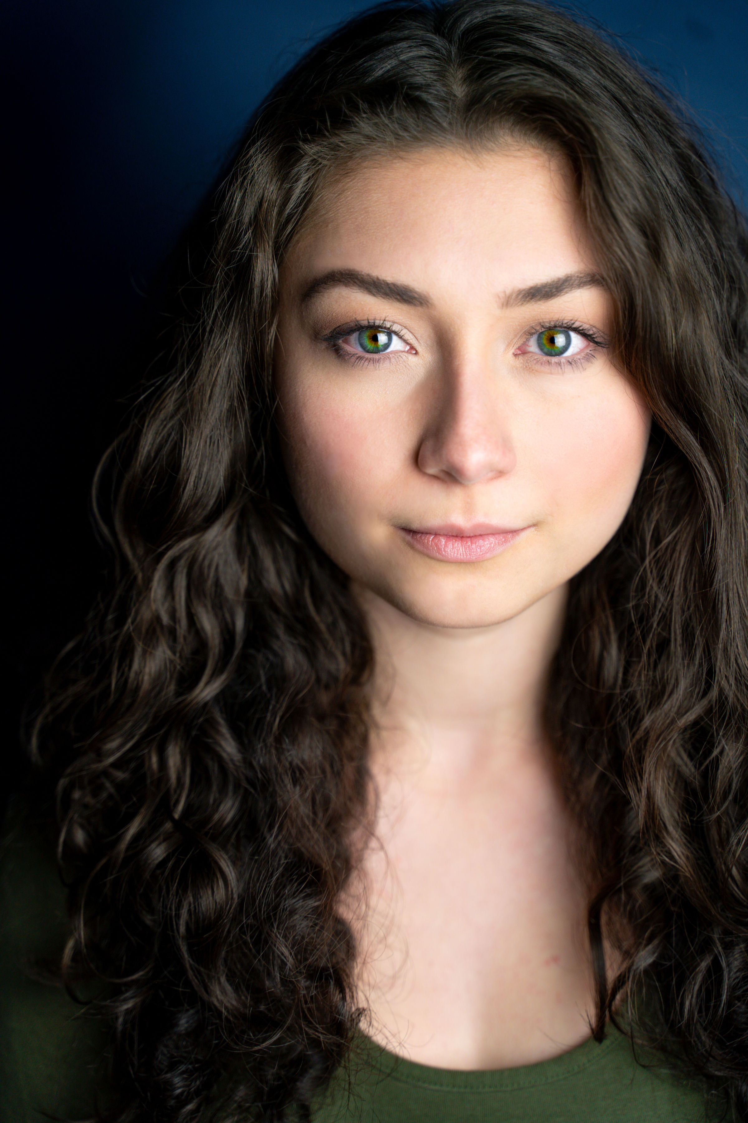 actor Natalie Terrazzino large photo