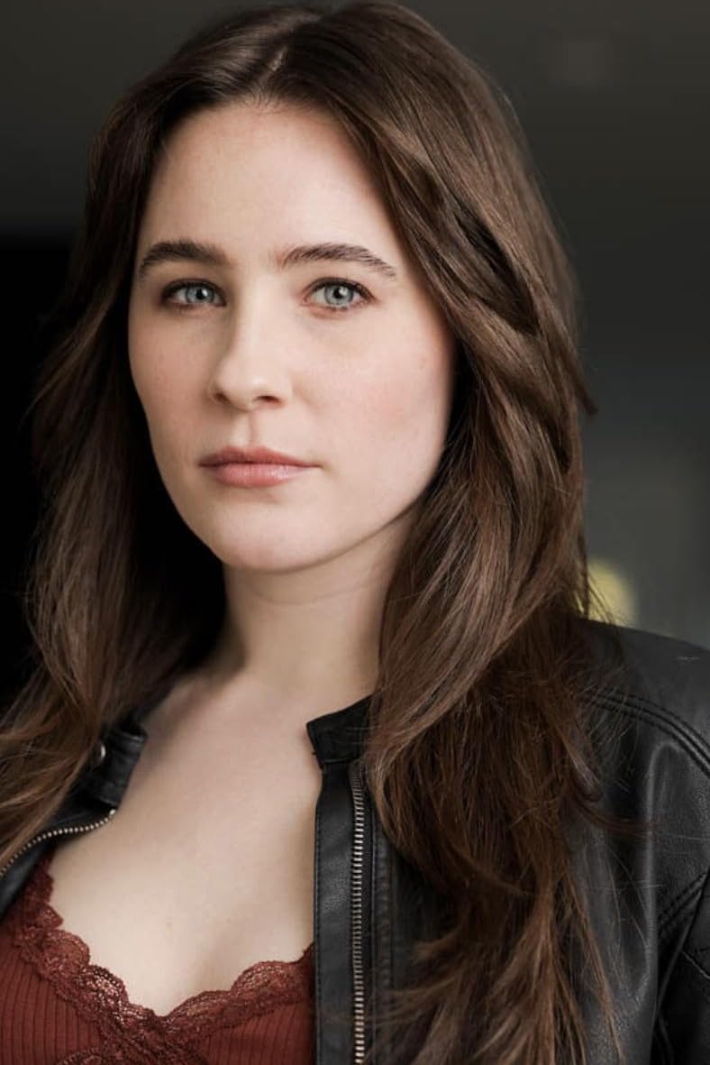 actor Ali Thomas large photo