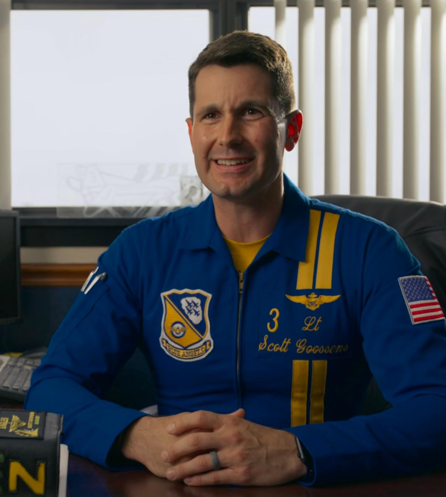 actor Scott Goossens large photo