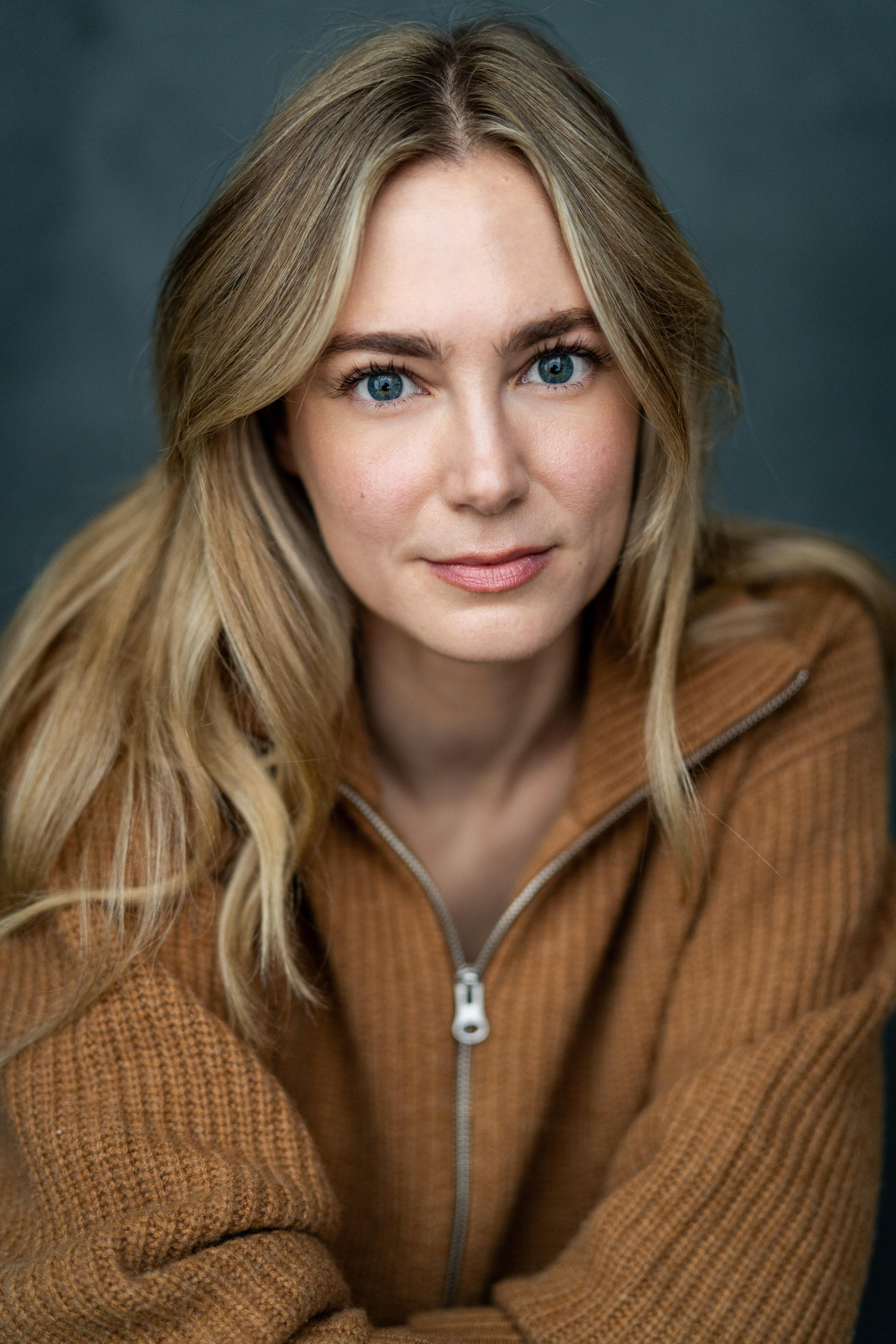 Dana Smit