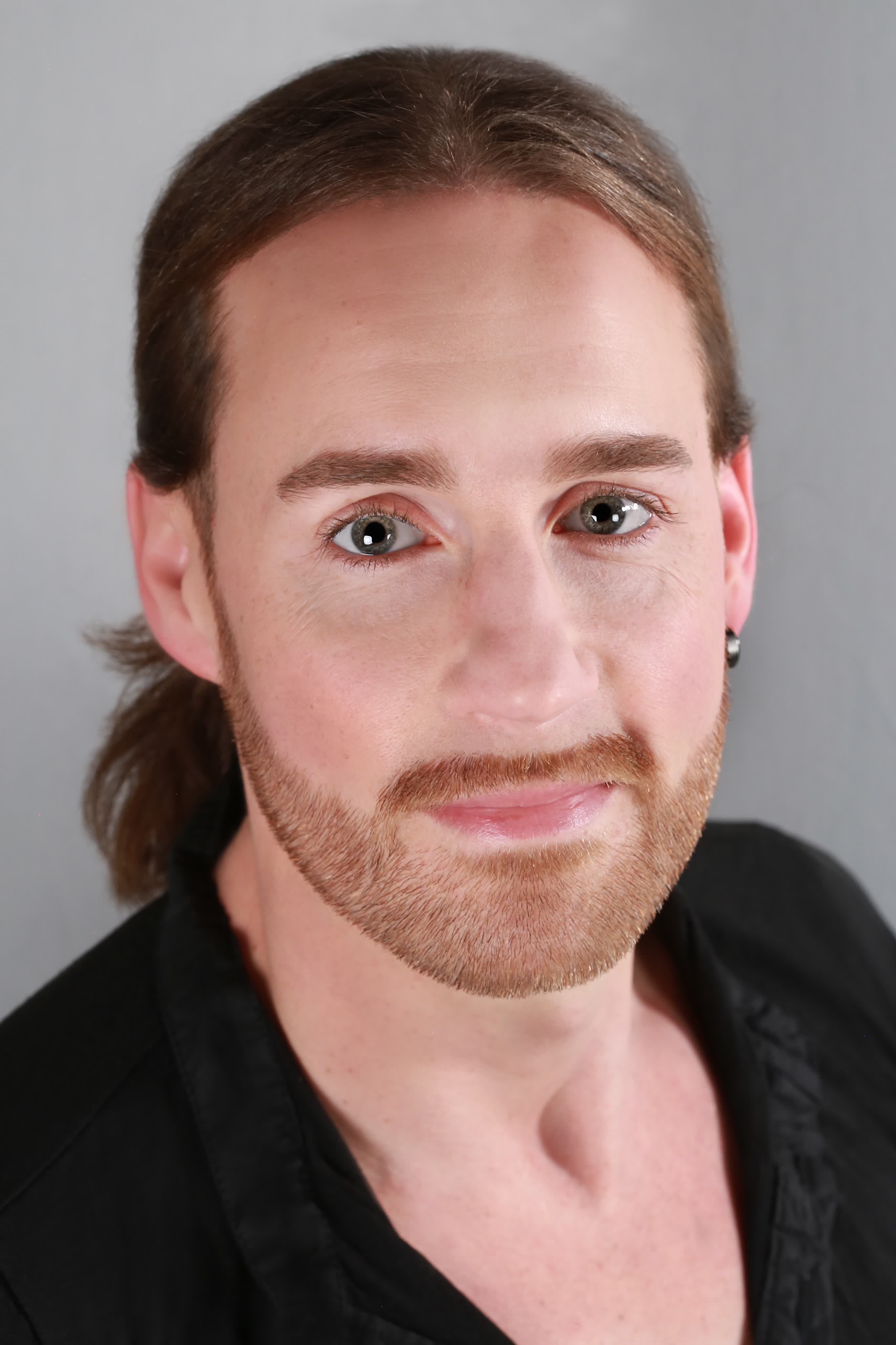 actor Ben Probert large photo