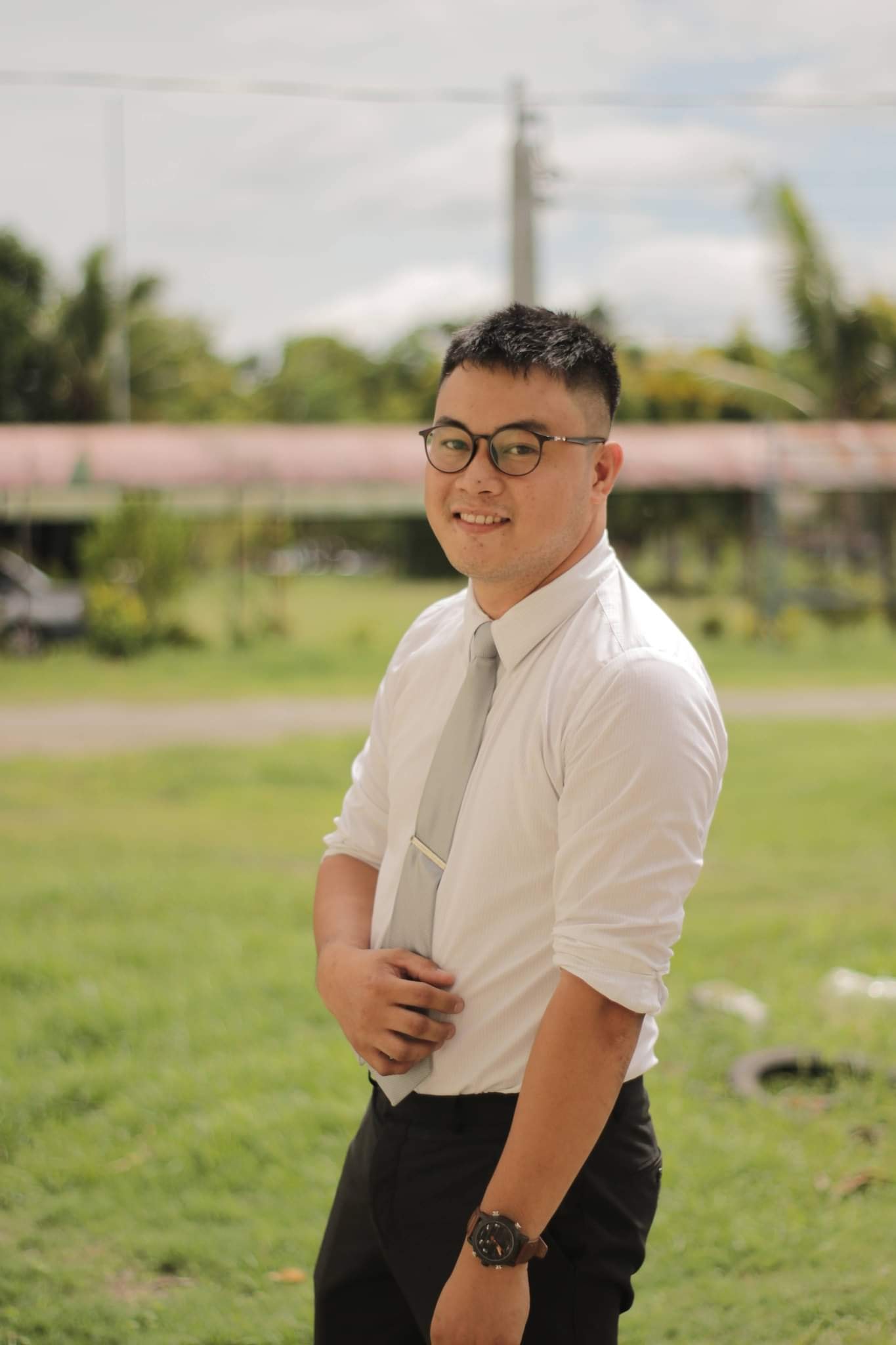 actor Mark Gil Adorna large photo