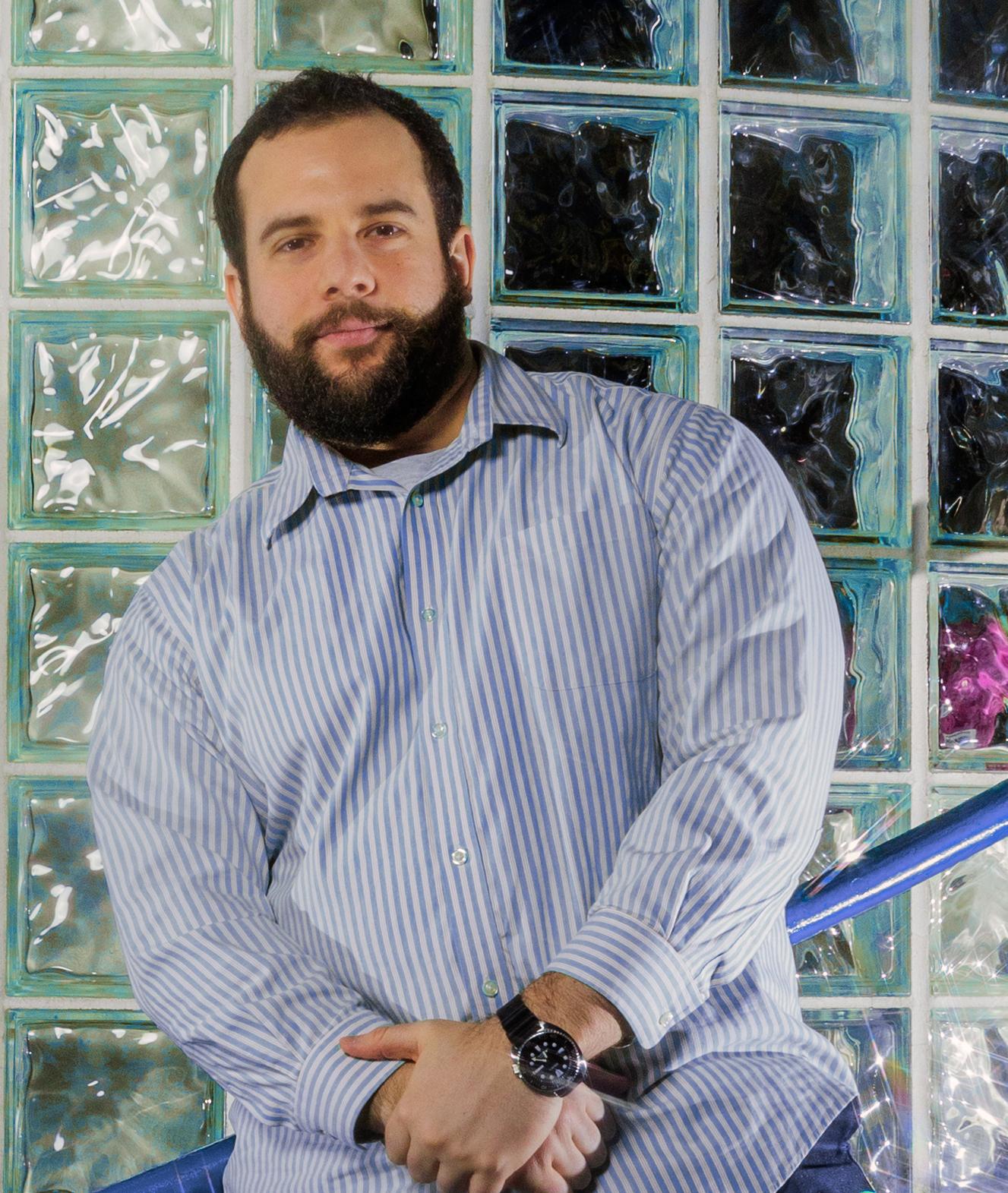 actor Eric Rahill large photo