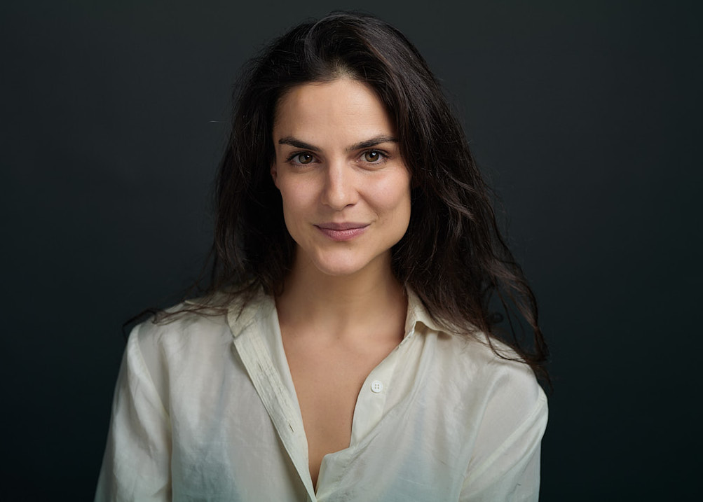 actor Tara Khozein large photo