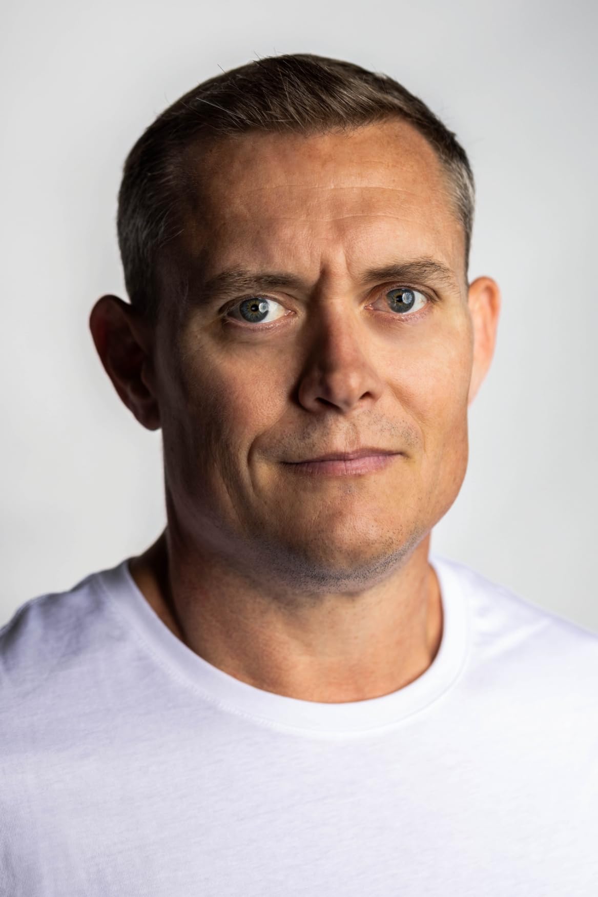 actor Matt Jackson large photo