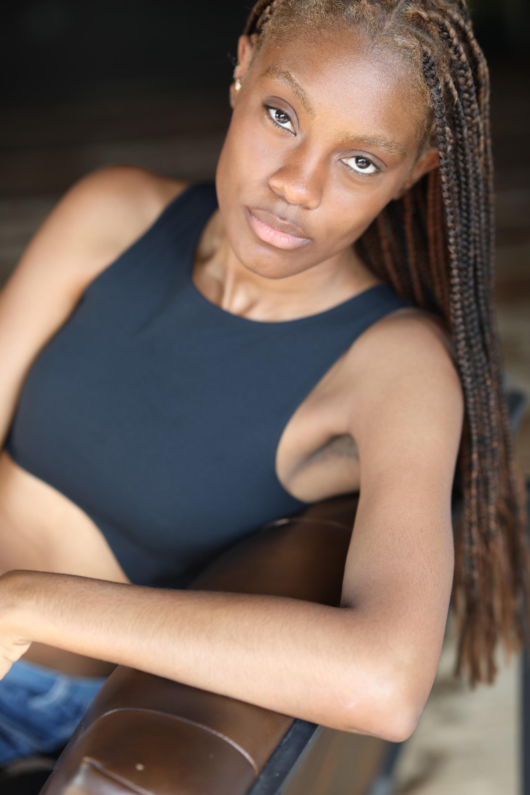 actor Trinelle Bartholomew large photo