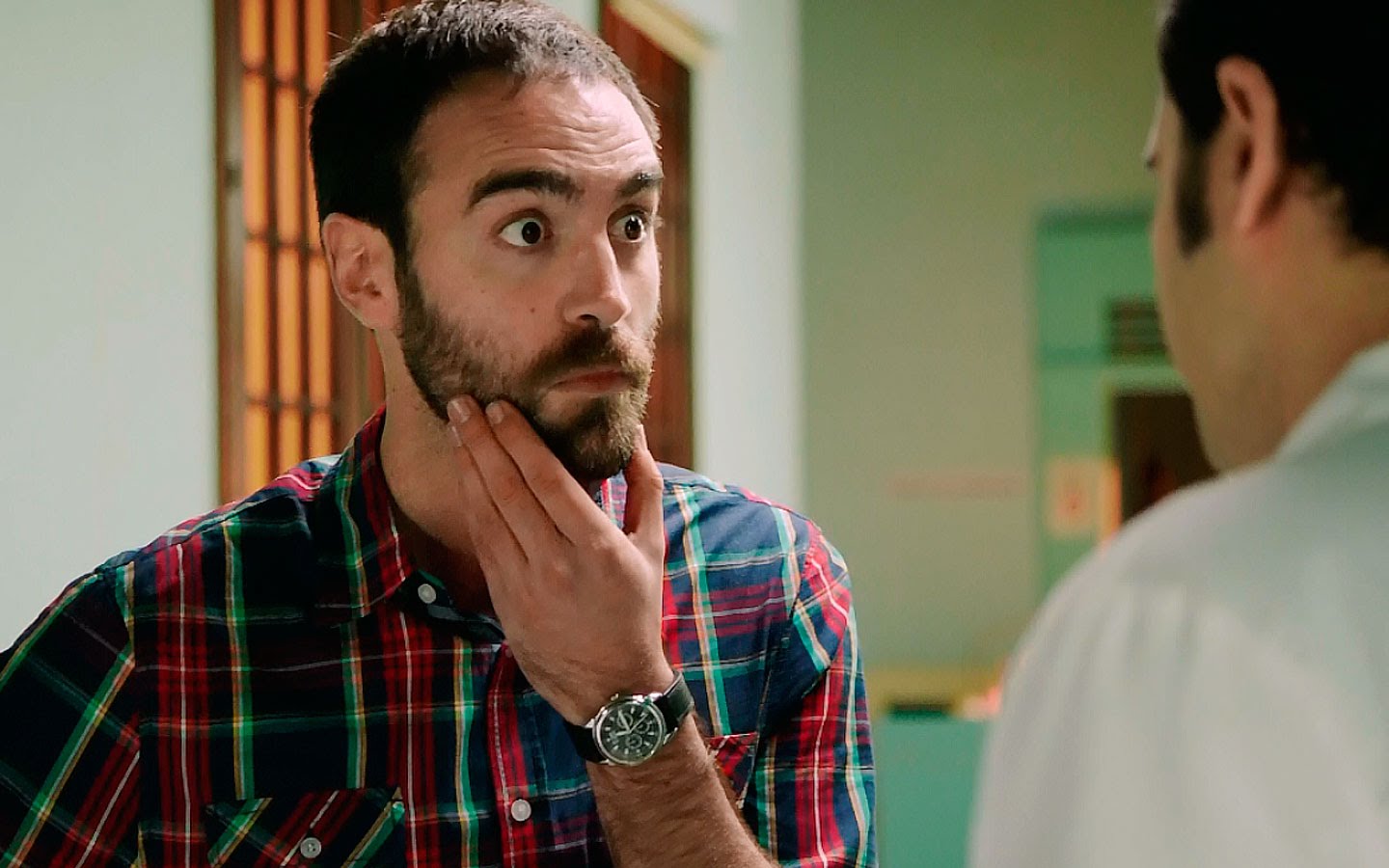 actor Jon Plazaola large photo