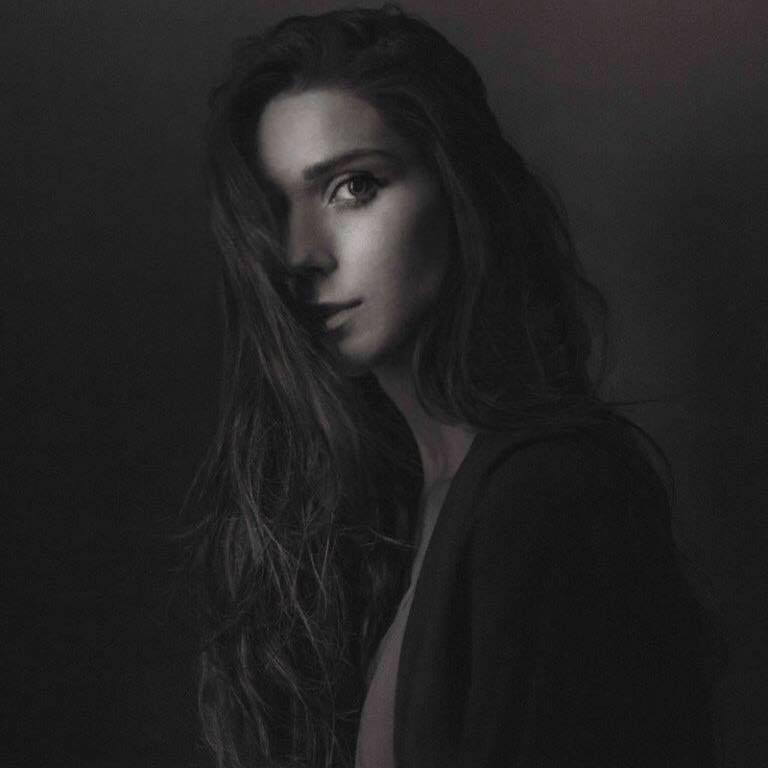 actor Lina Bubisa large photo