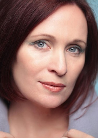 actor Viktoriya Tsygankova large photo