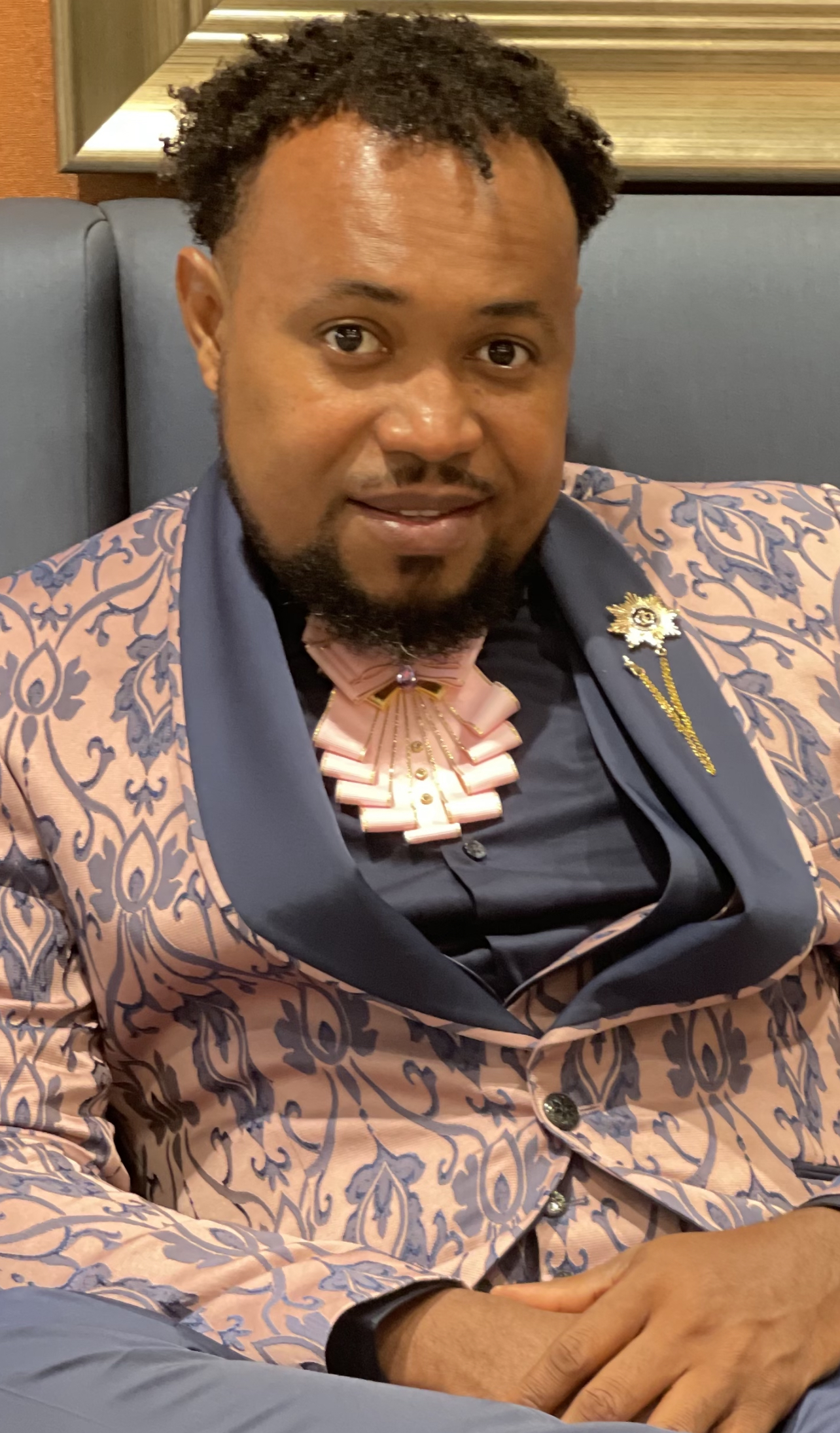 actor Ikem Chude large photo