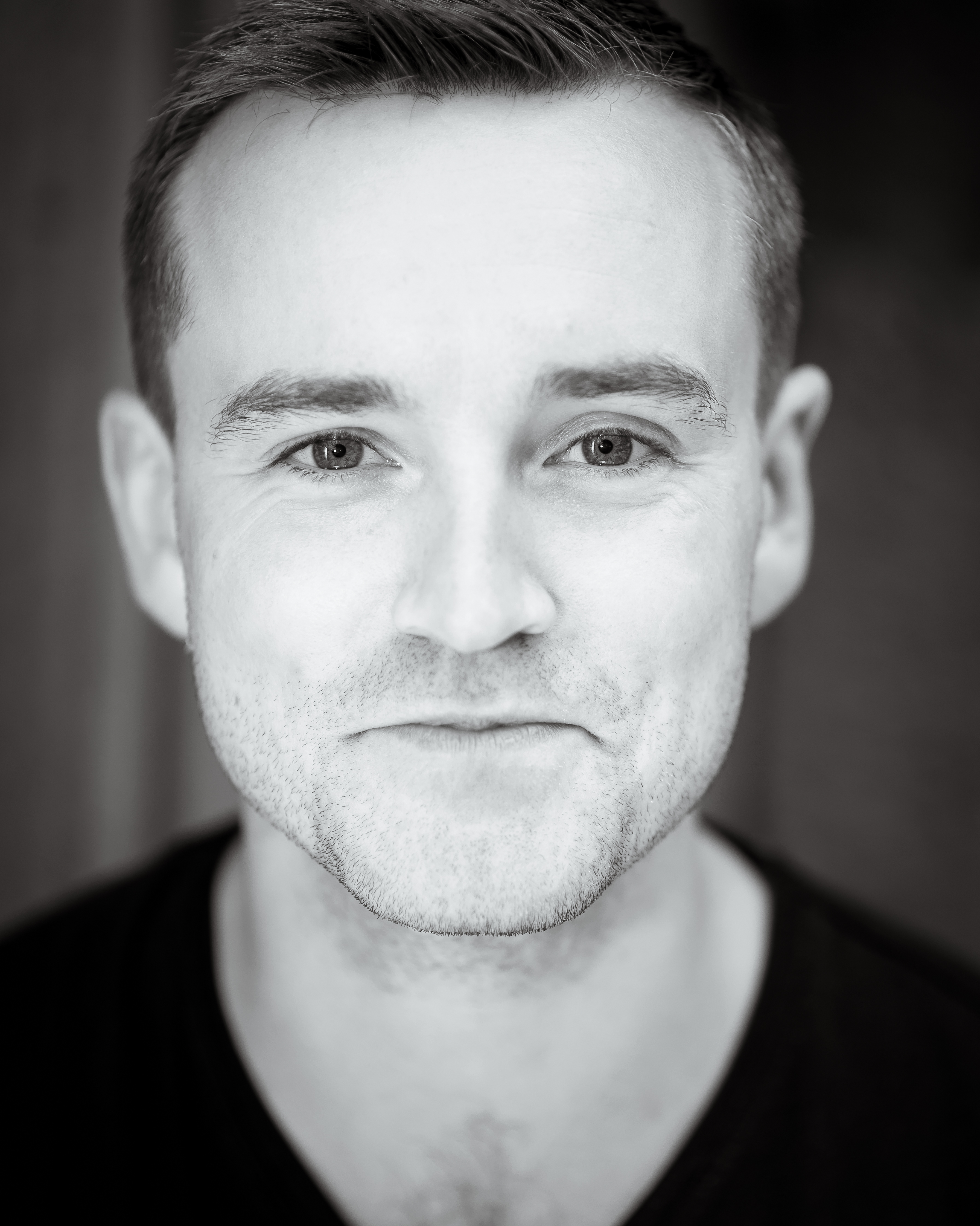 actor Stephen Ryan large photo