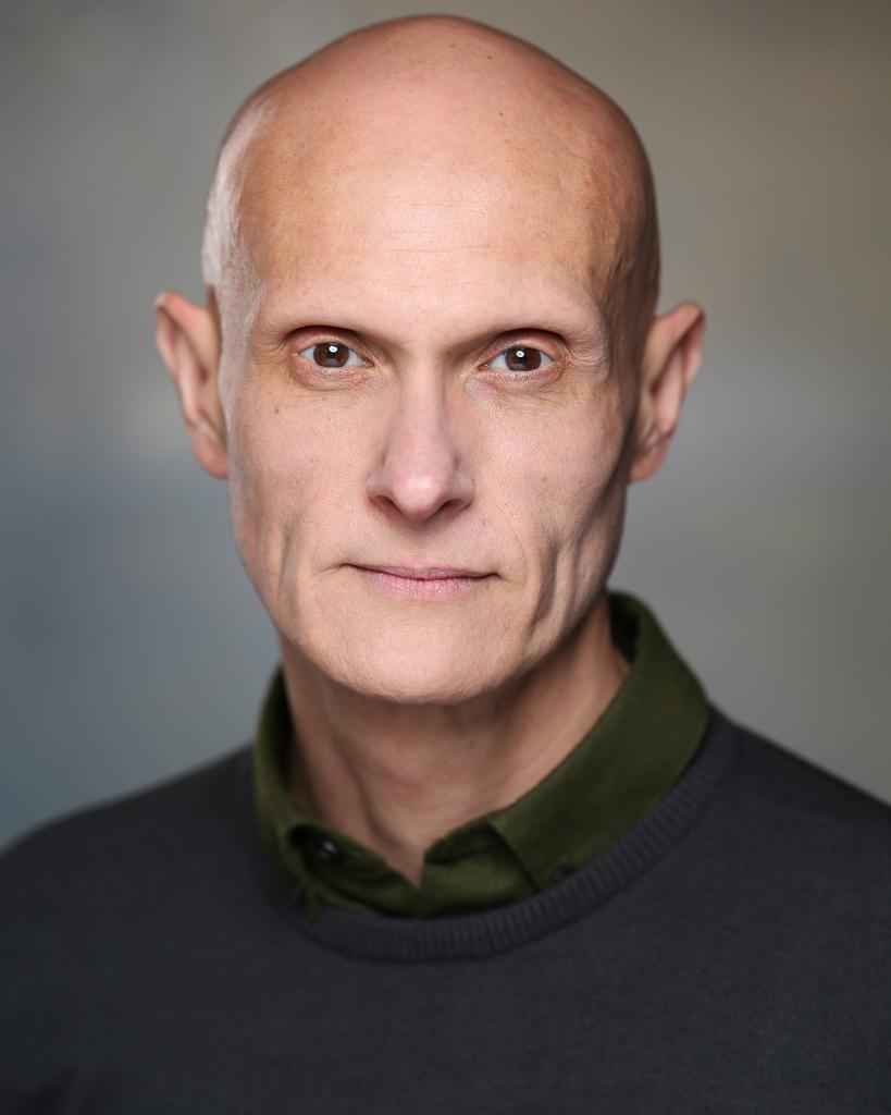 actor Jay Robertson large photo