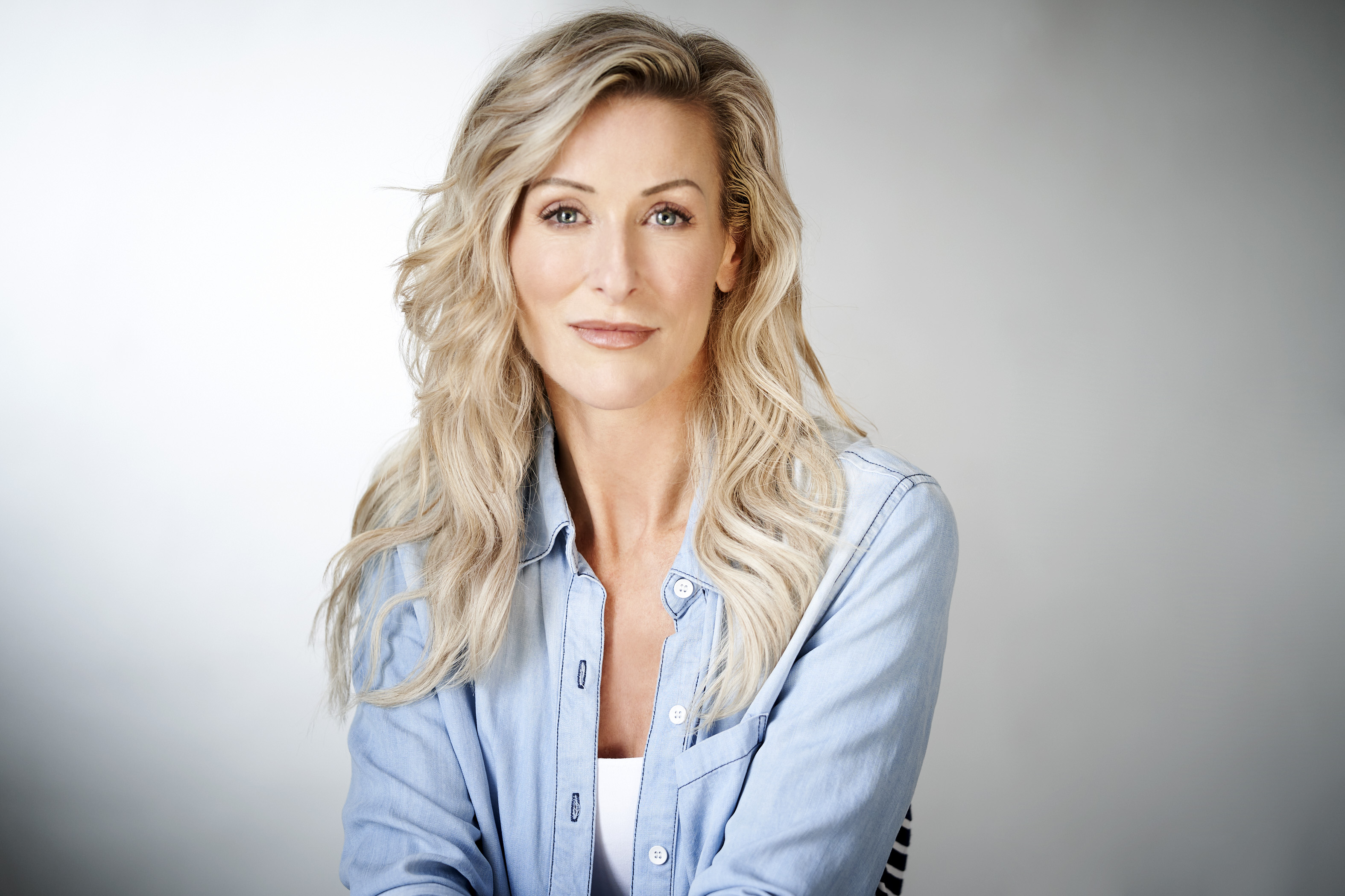 actor Marianne Laver large photo