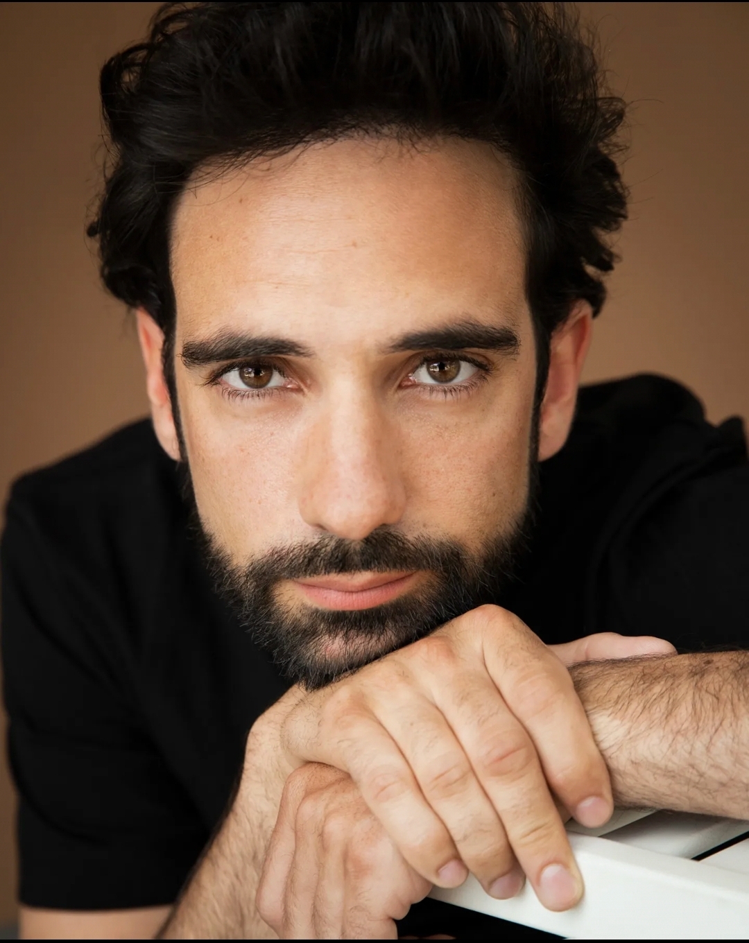 actor Salvador Nery large photo