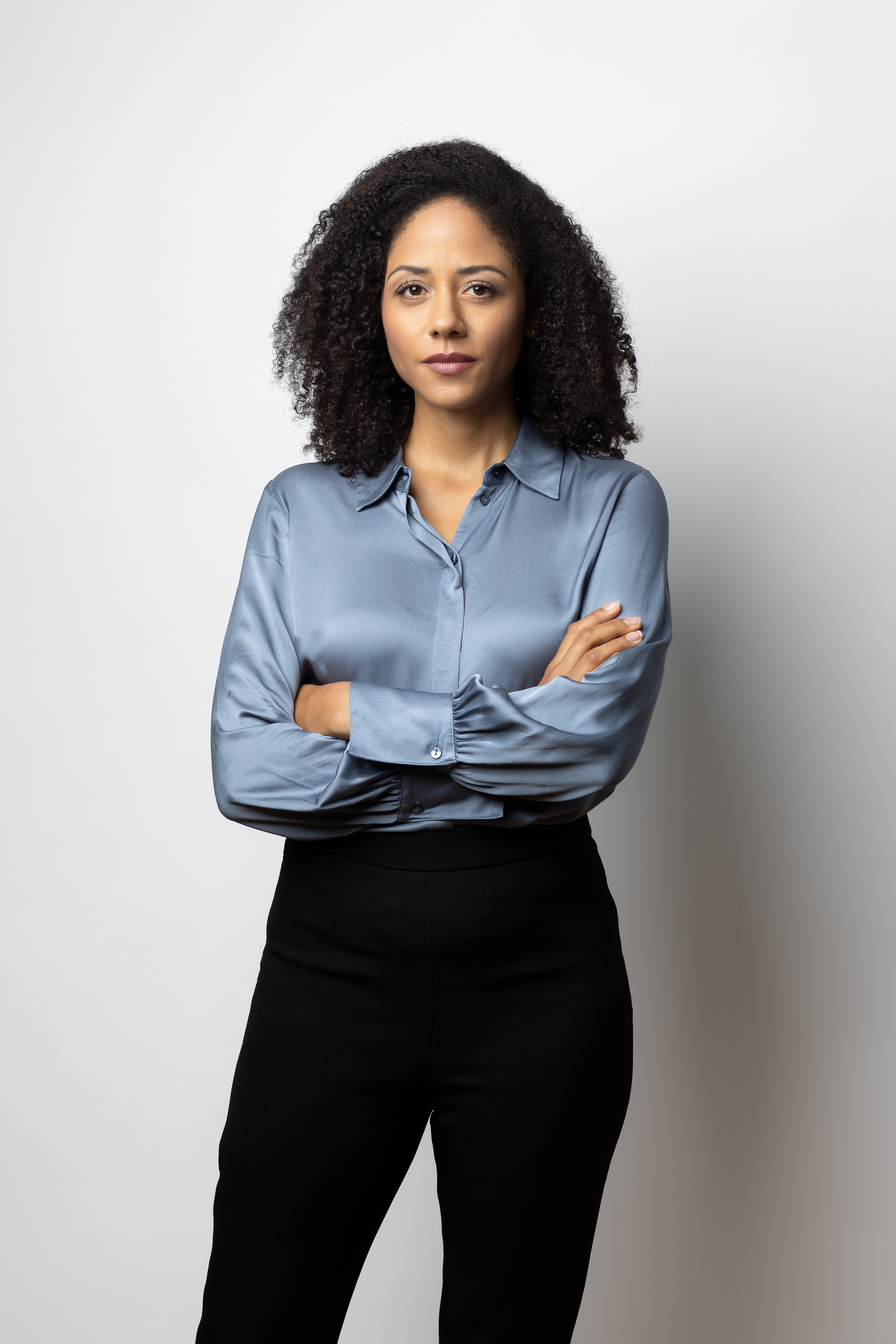 actor Lara Babalola large photo