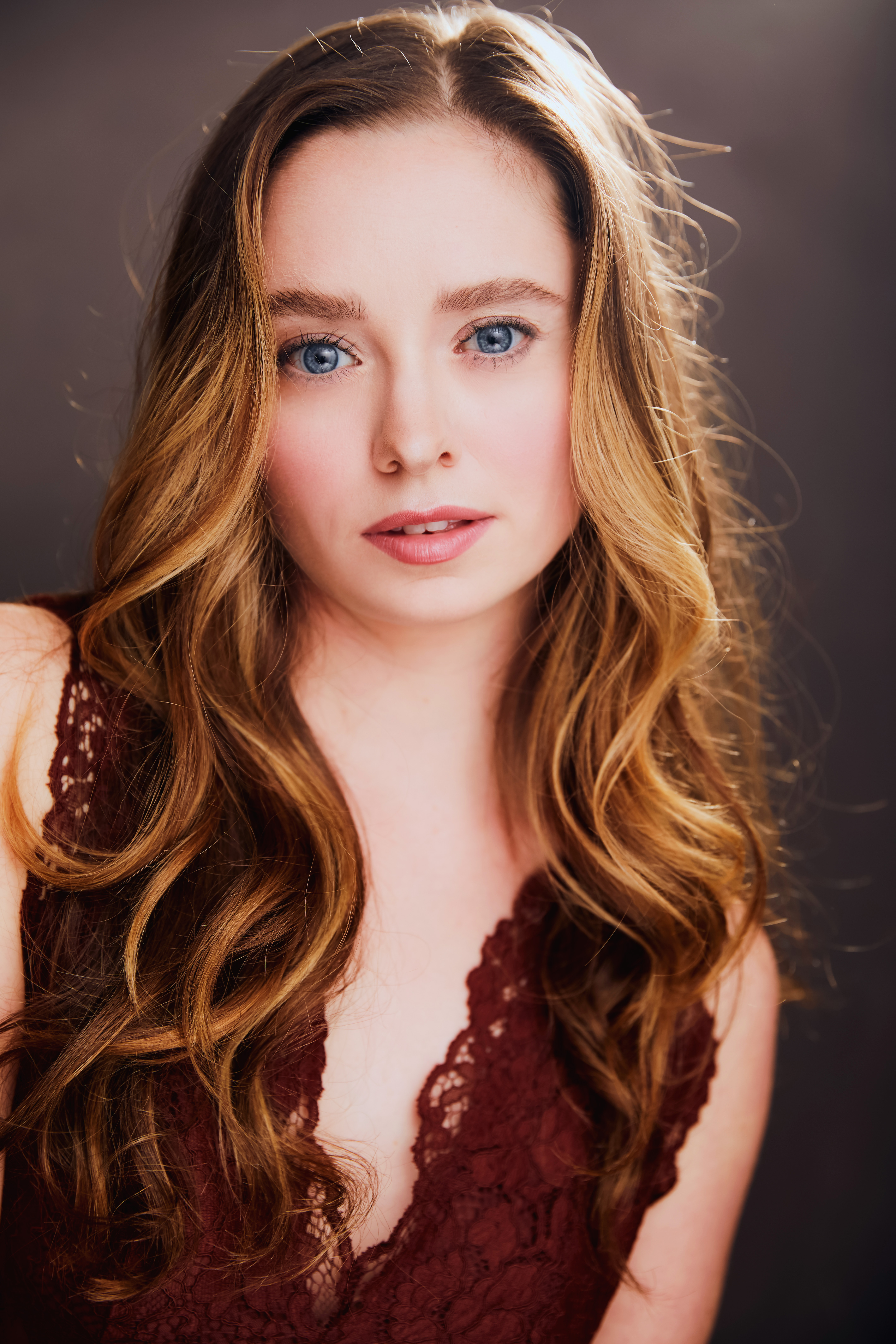 actor Katie Emery large photo