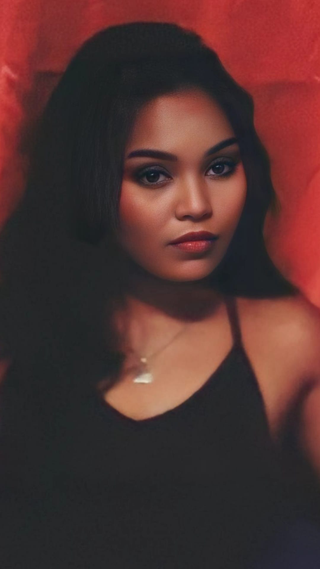 actor Jennifer Georgo large photo